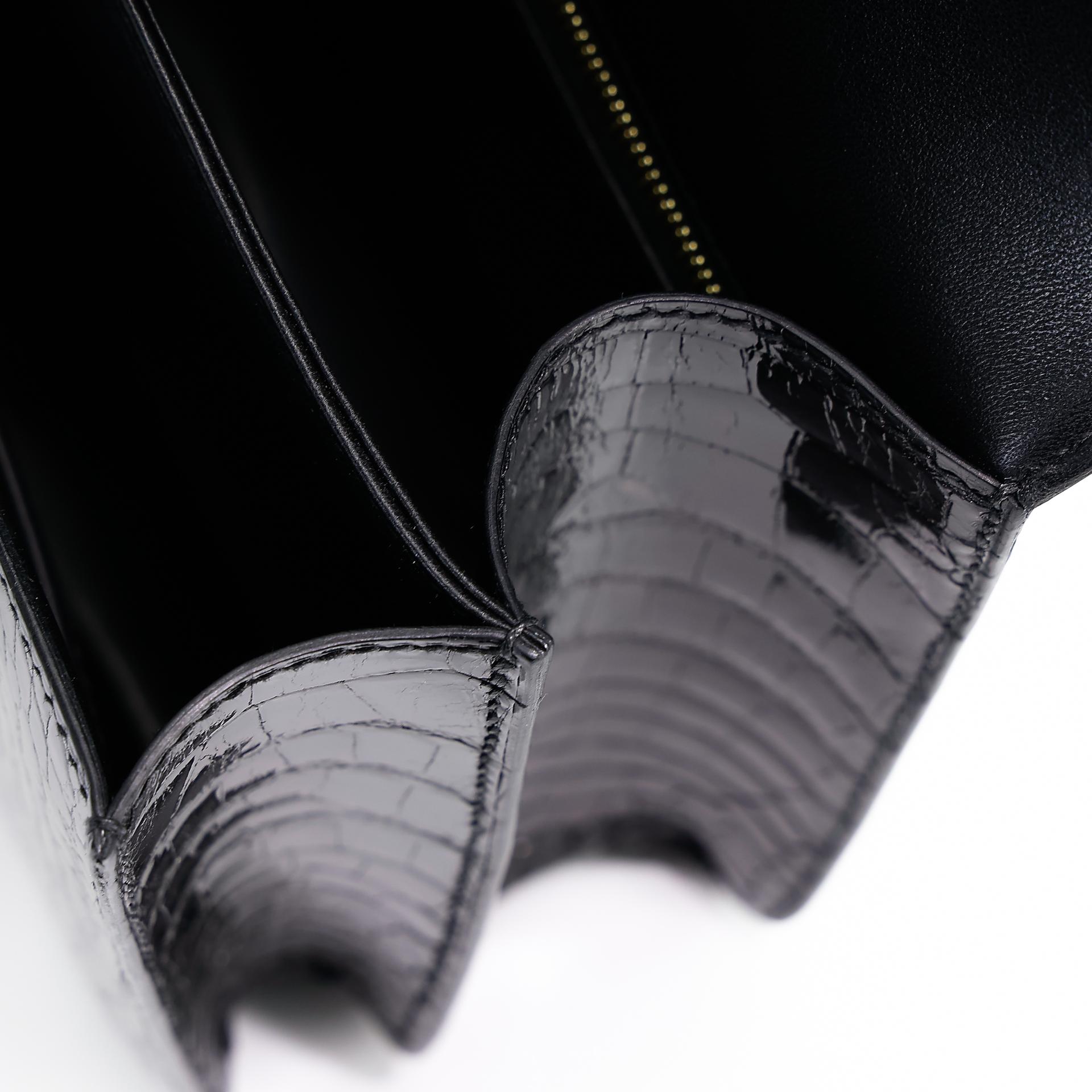Excellent ( Rank SA ) HERMÈS Constance 24 Black (89) Alligator Rose Gold hardware A (2017) - 21