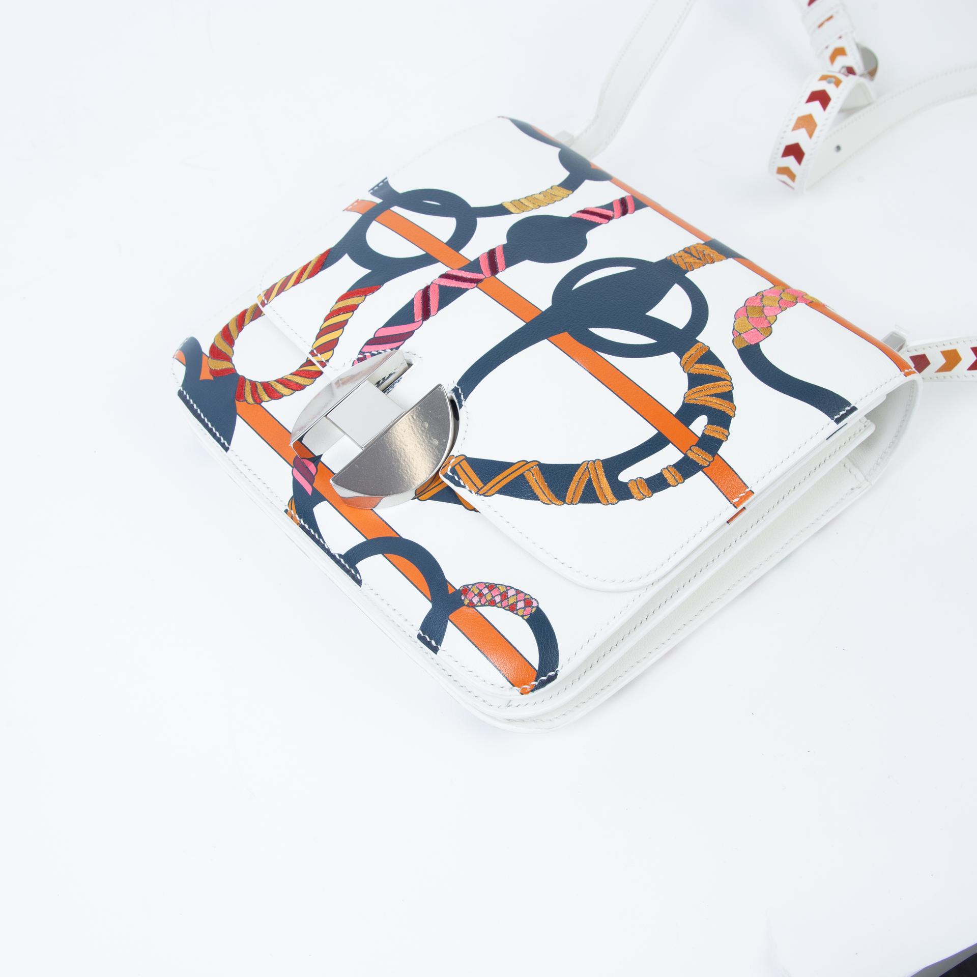 Very Good ( Rank A)  HERMÈS  2002-20 White Evercolor Palladium hardware Y (2020) - 5