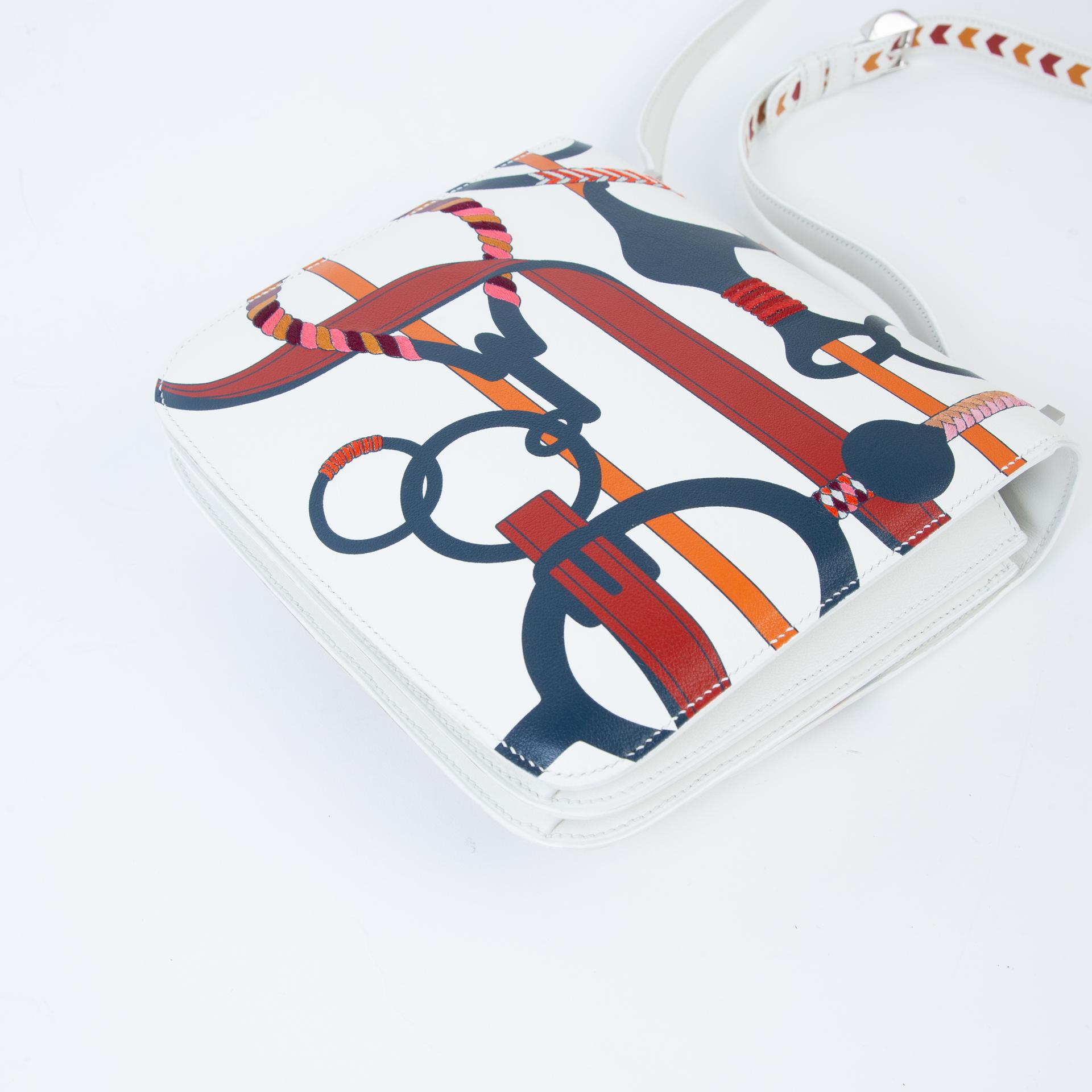 Very Good ( Rank A)  HERMÈS  2002-20 White Evercolor Palladium hardware Y (2020) - 7