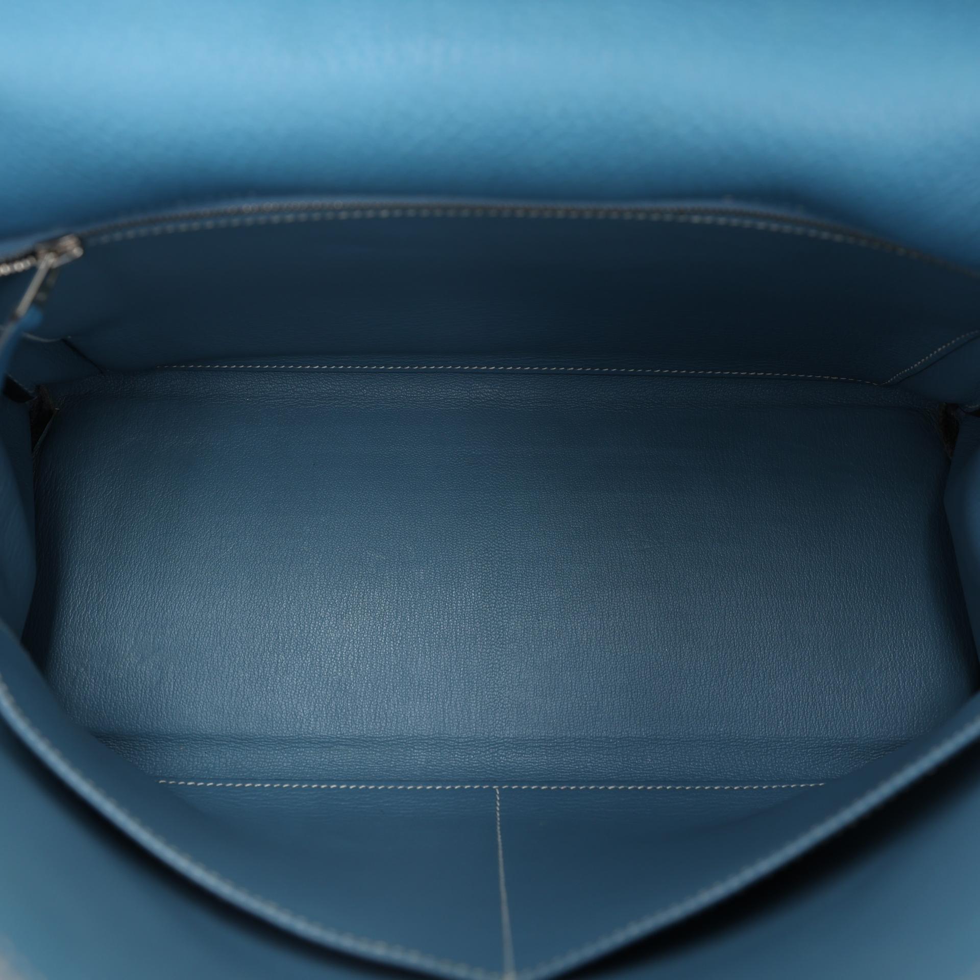 Very Good ( Rank A) HERMÈS Kelly 35 Bleu Jean (75) Togo Palladium hardware Square N (2010) - 14