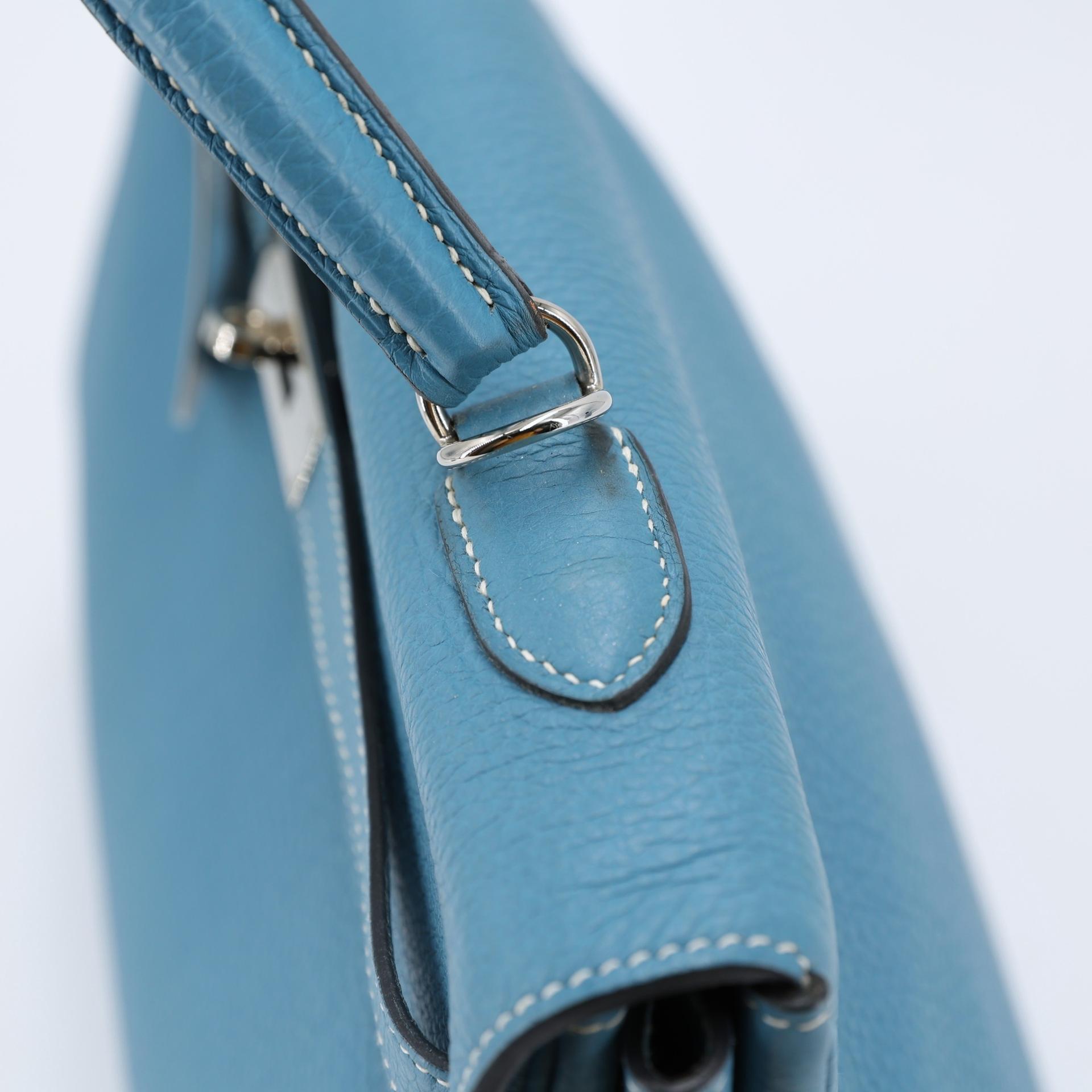 Very Good ( Rank A) HERMÈS Kelly 35 Bleu Jean (75) Togo Palladium hardware Square N (2010) - 4