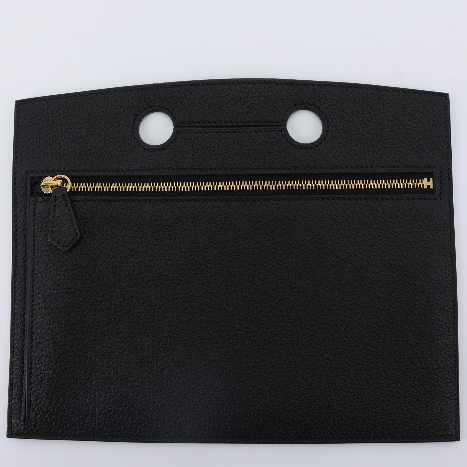 Excellent ( Rank SA ) HERMÈS Pochette BackPocket 25 Black (89) Togo Gold hardware Z (2021) - 7