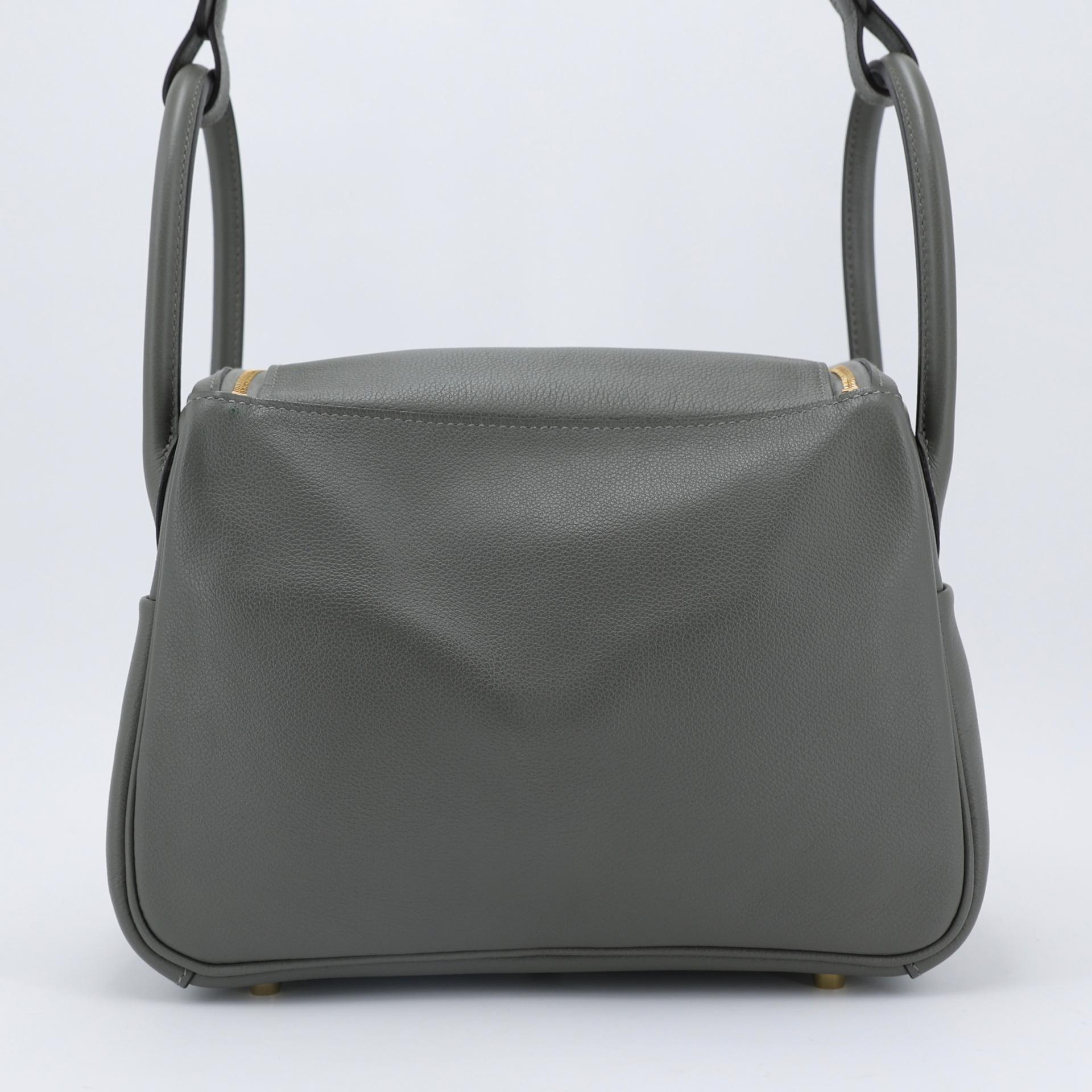 Excellent ( Rank SA ) HERMÈS Lindy 26 Gris Meyer (0L) Evercolor Gold hardware B (2023) - 2