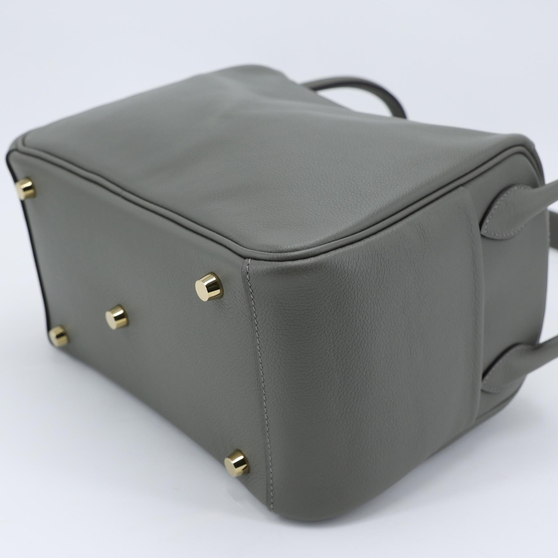 Excellent ( Rank SA ) HERMÈS Lindy 26 Gris Meyer (0L) Evercolor Gold hardware B (2023) - 7