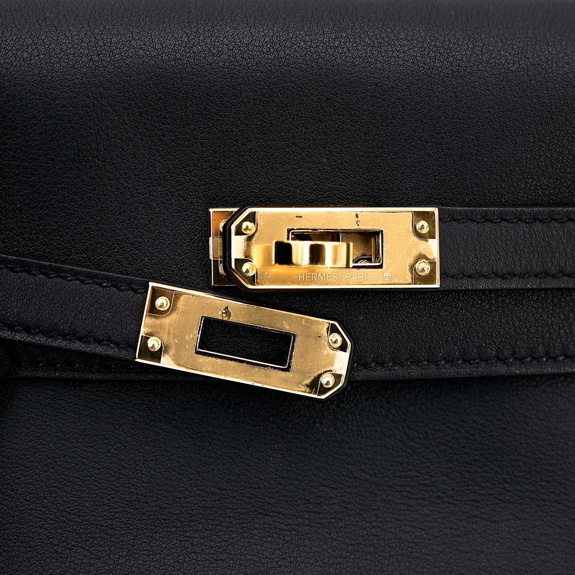 Excellent ( Rank SA ) HERMÈS Kelly Moove Black (89) Swift Gold hardware B (2023) - 9