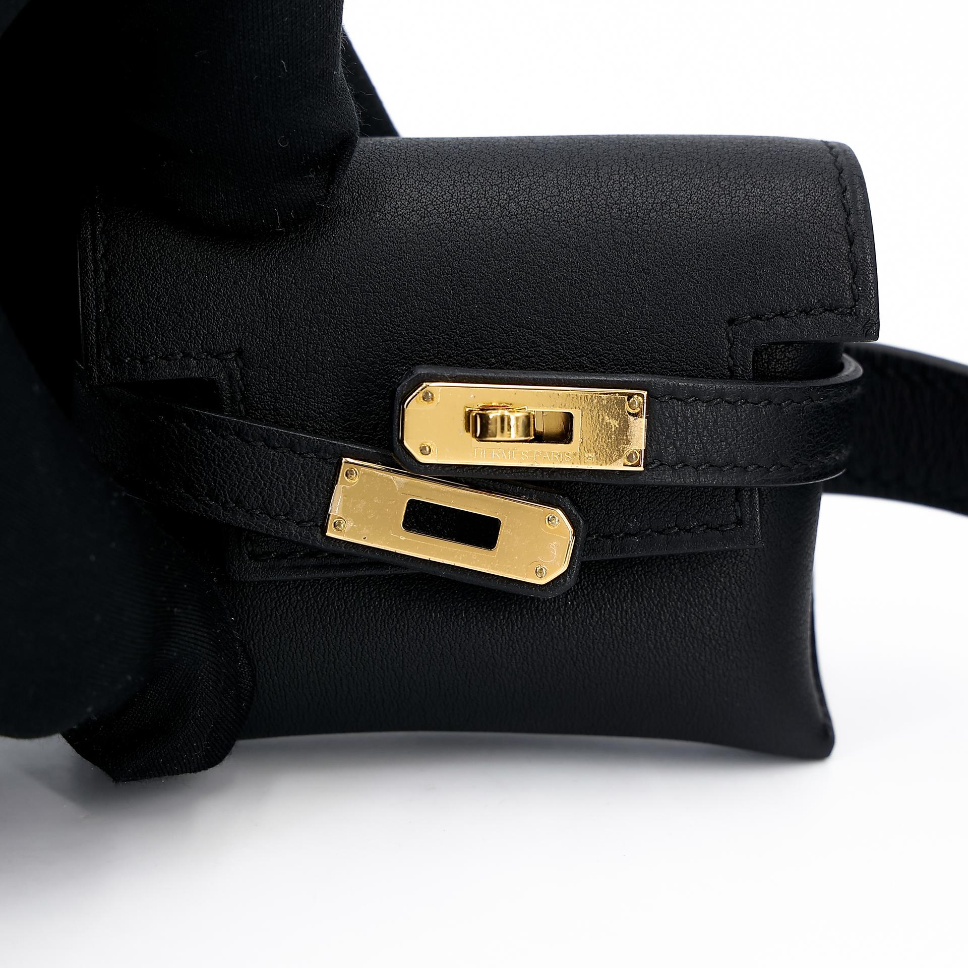 Excellent ( Rank SA ) HERMÈS Kelly Moove Black (89) Swift Gold hardware B (2023) - 24