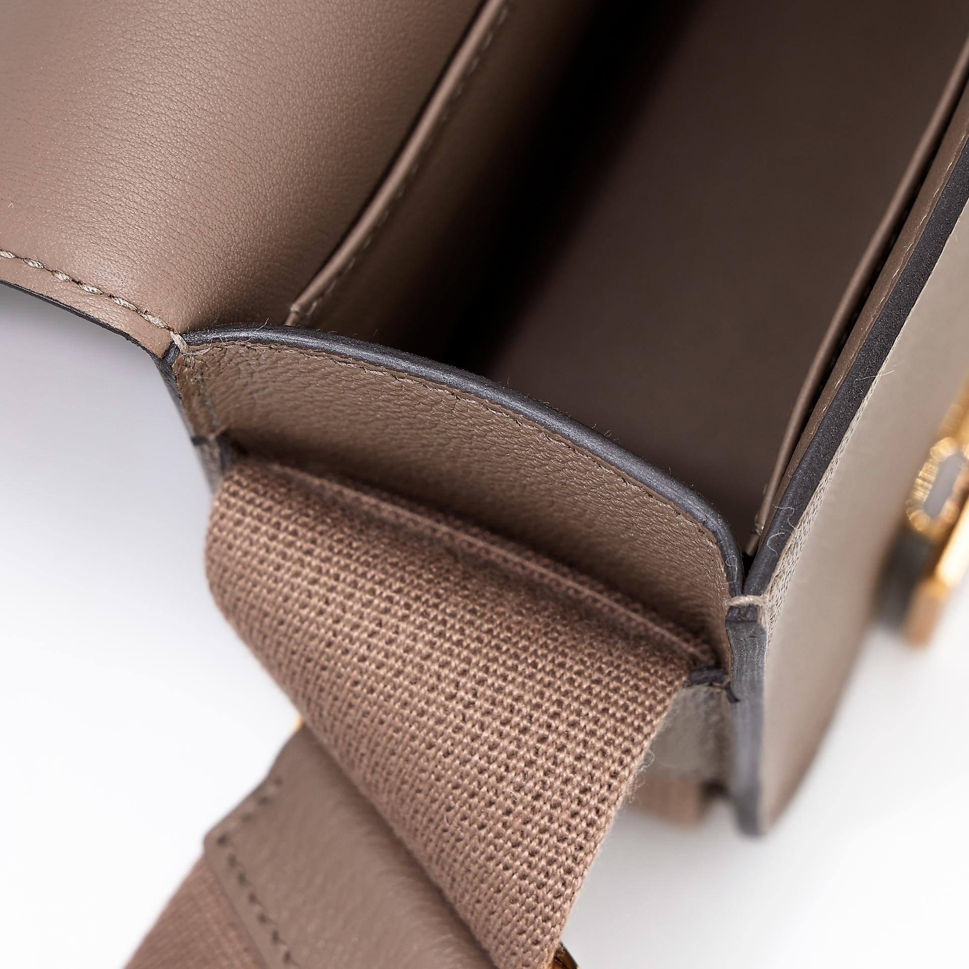 Unused ( Rank NS ) HERMÈS Geta Etoupe (18) Chevre Gold hardware U (2022) - 16