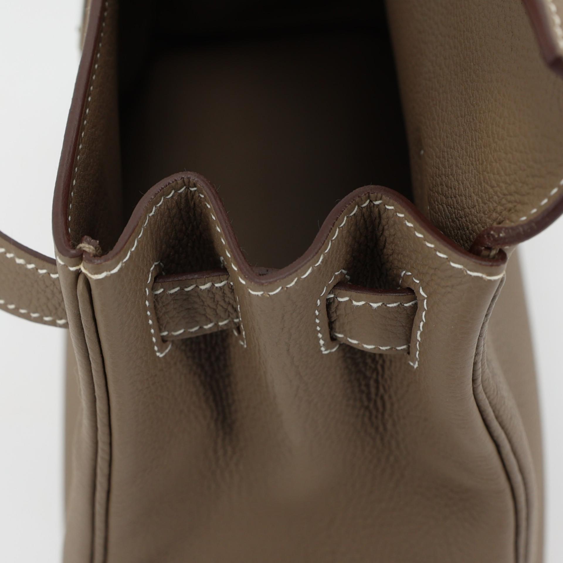 Excellent ( Rank SA ) HERMÈS Kelly 28 Etoupe (18) Togo Palladium hardware Y (2020) - 14