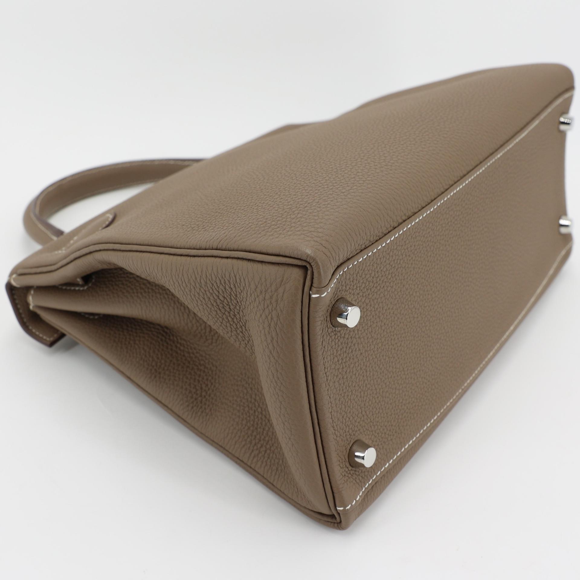 Excellent ( Rank SA ) HERMÈS Kelly 28 Etoupe (18) Togo Palladium hardware Y (2020) - 6