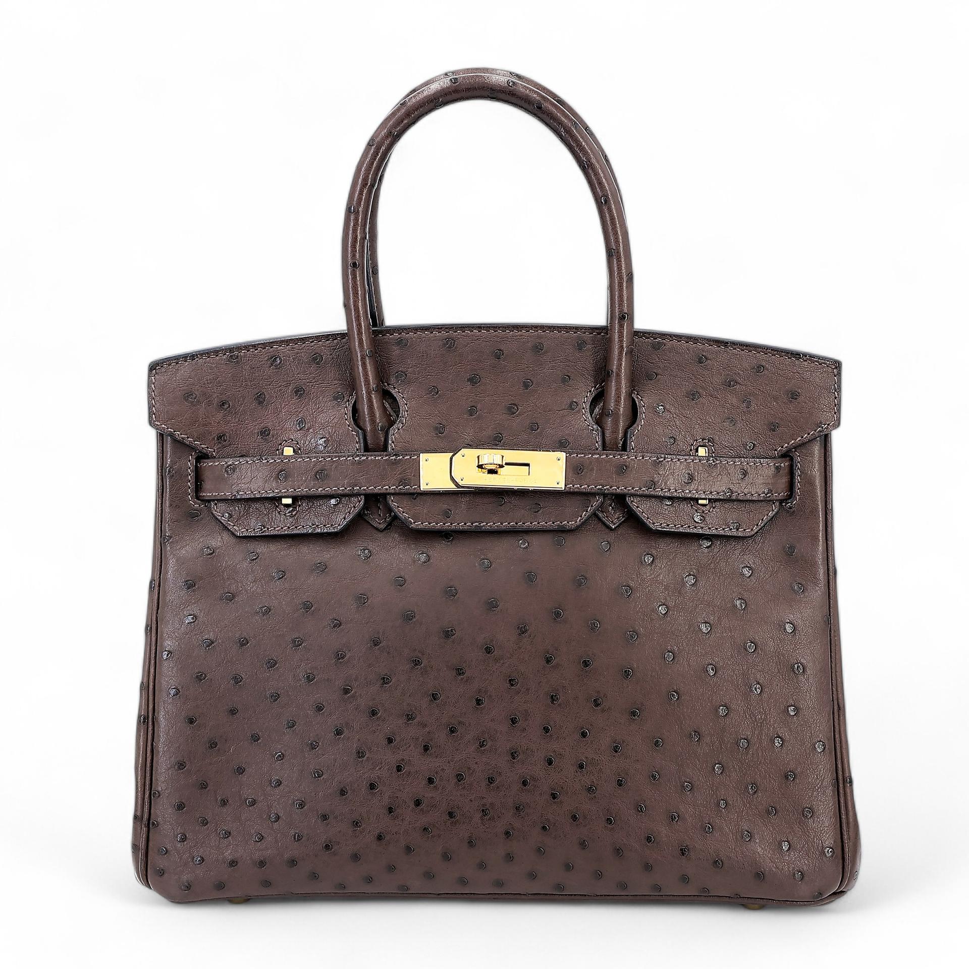 Very Good ( Rank A) HERMÈS Birkin 30 Marron Fonce (45) Ostrich Gold hardware Square O (2011) - 1