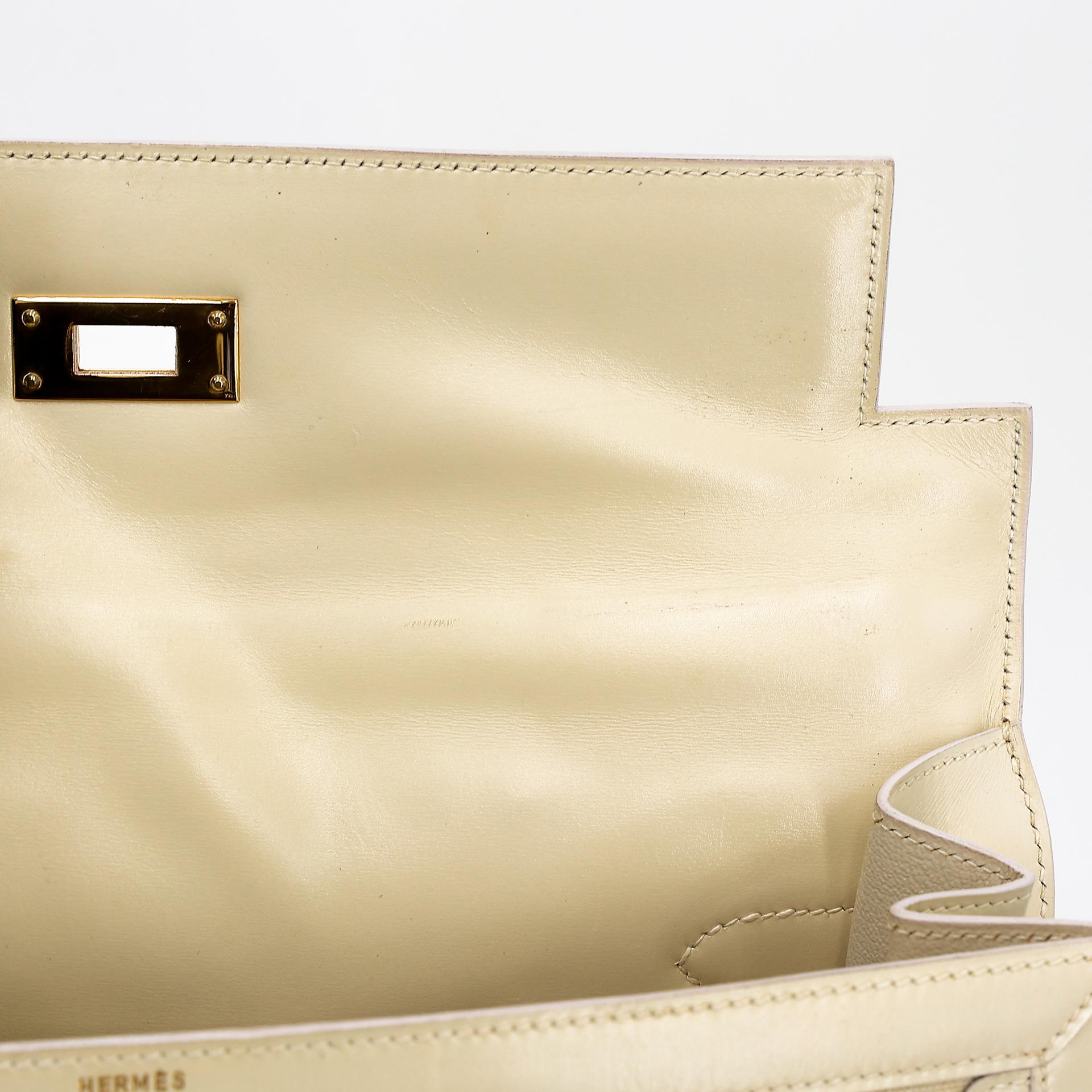 Good ( Rank AB) HERMÈS Kelly 32 Sellier Crinoline Beige Crinoline Box-calf Gold hardware Circle S (1989) - 28