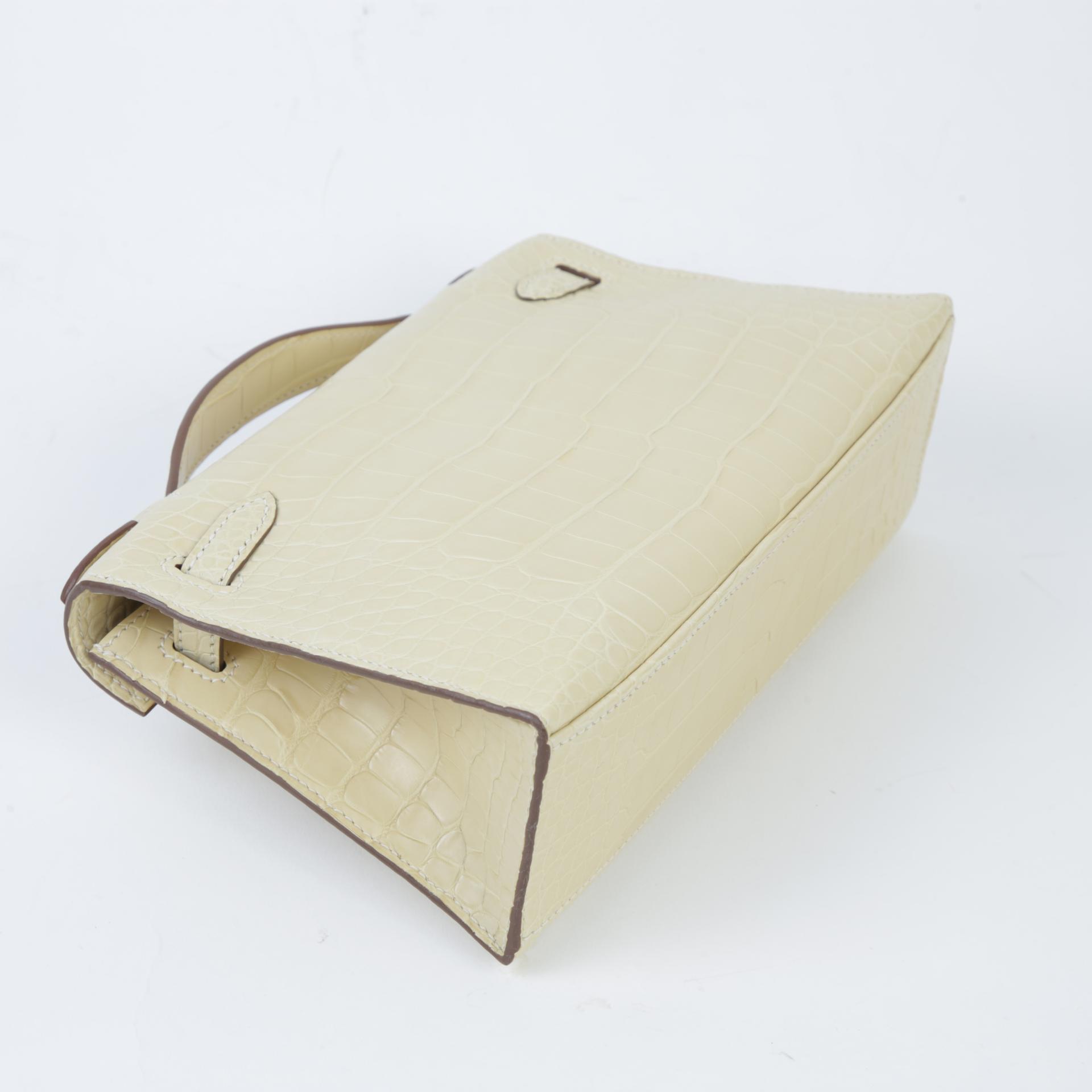 全新 HERMÈS 爱马仕 Kelly Pochette Y1 香草色 Vanille □ 短吻鳄 雾面 银扣 W刻 2024年 - 6