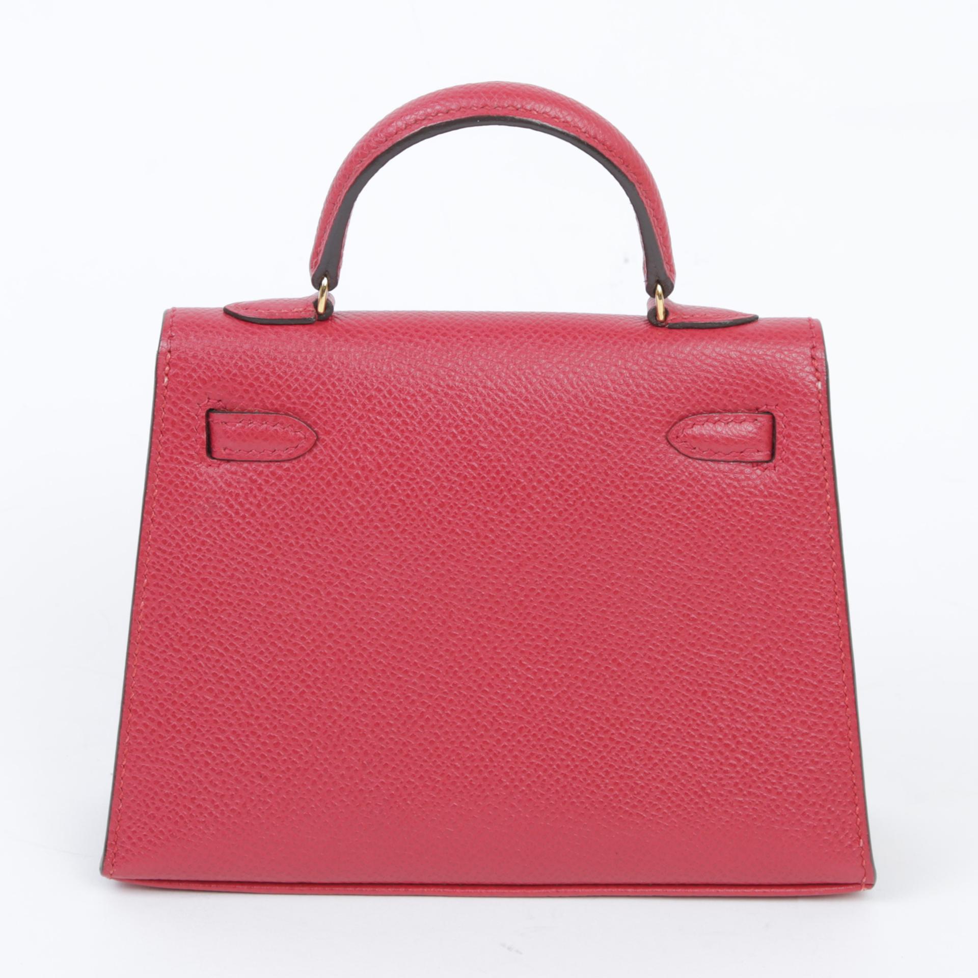 Very Good ( Rank A)  HERMÈS  Mini Mini Kelly Rouge Vif (53) Courchevel Gold hardware Square H (2004) - 2