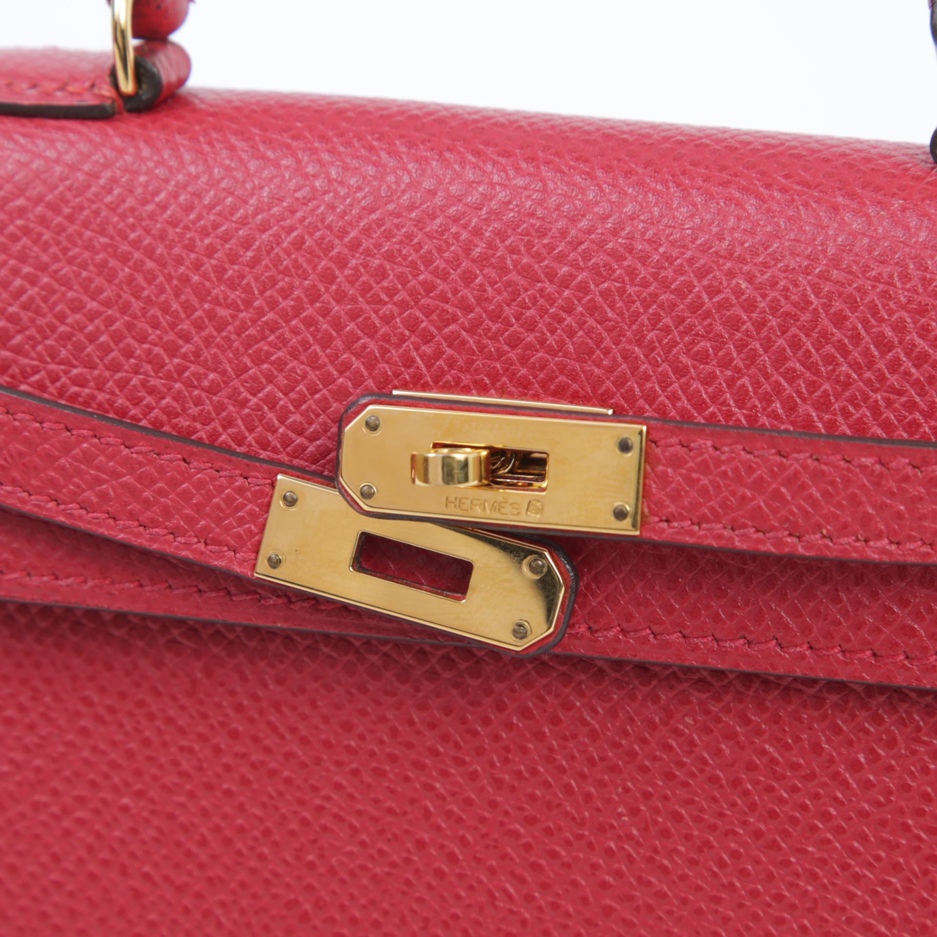 Very Good ( Rank A)  HERMÈS  Mini Mini Kelly Rouge Vif (53) Courchevel Gold hardware Square H (2004) - 9
