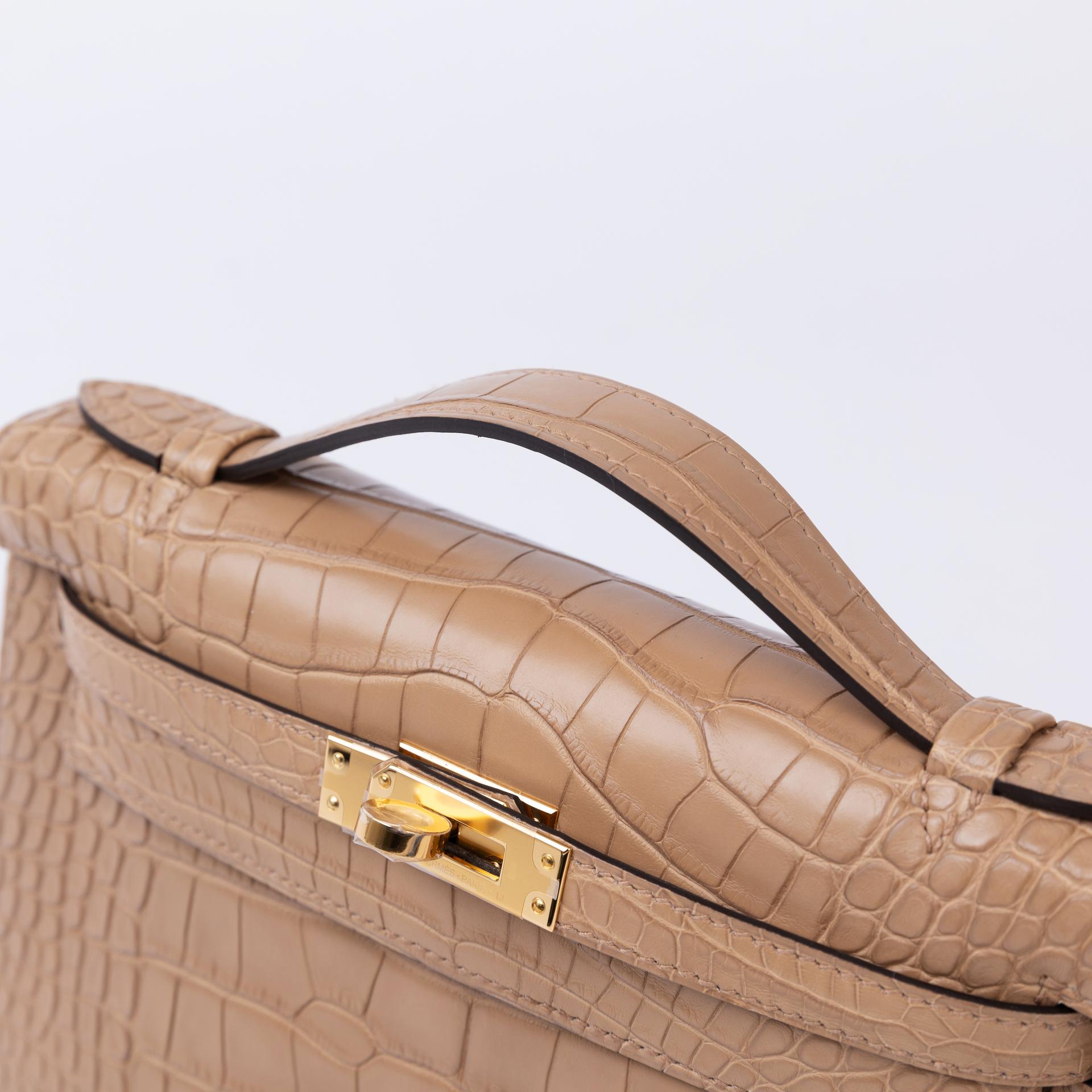 Brand New ( Rank N ) HERMÈS Kelly Pochette Chai (0M) Matte Alligator Gold hardware W (2024) - 3