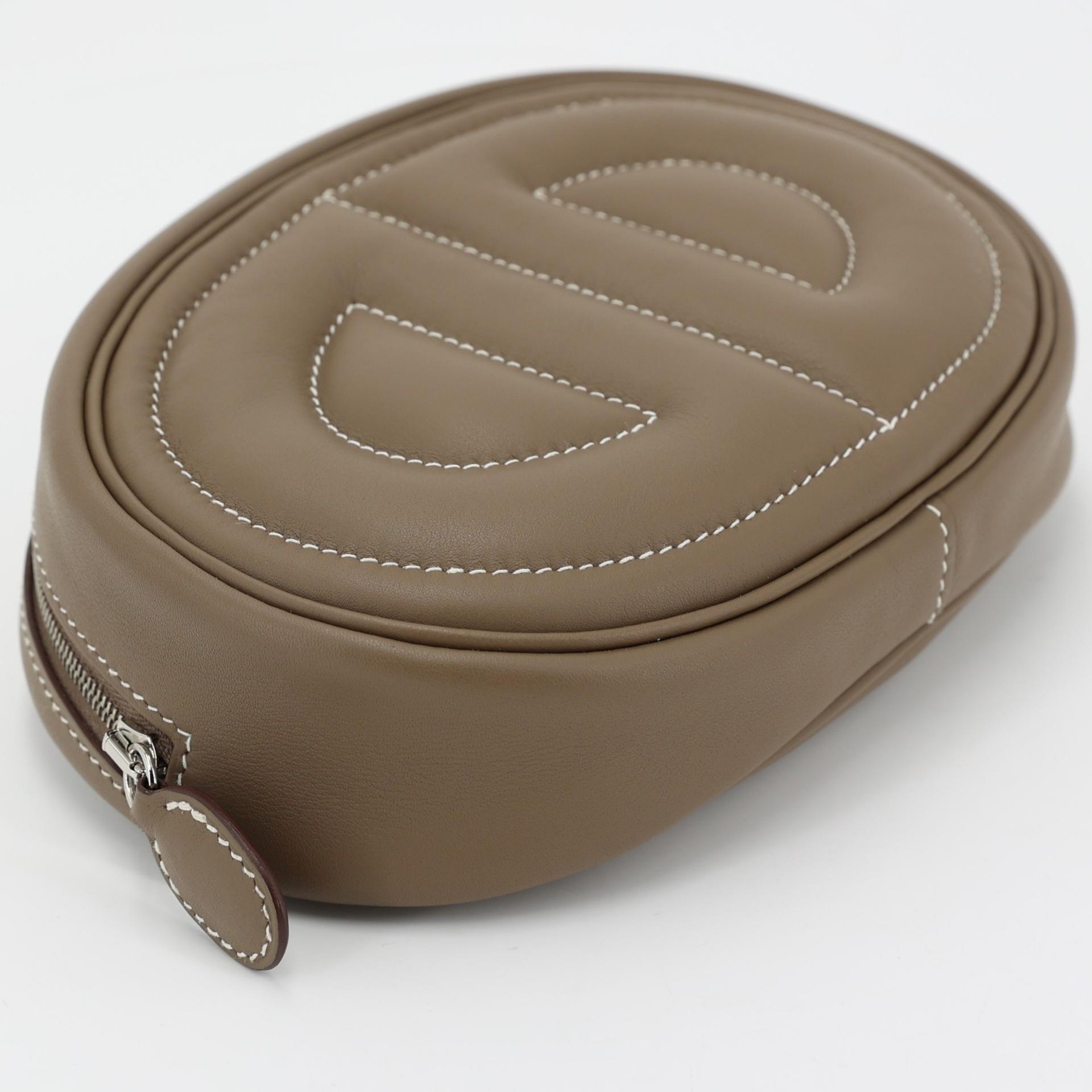 Excellent ( Rank SA ) HERMÈS In-The-Loop belt bag Etoupe (18) Swift Palladium hardware Z (2021) - 3
