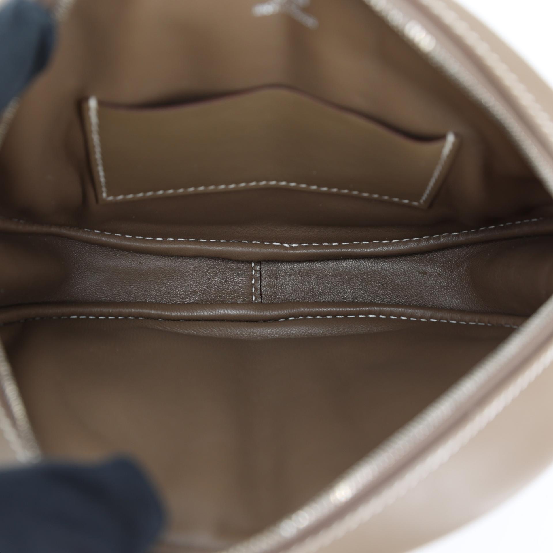 Excellent ( Rank SA ) HERMÈS In-The-Loop belt bag Etoupe (18) Swift Palladium hardware Z (2021) - 8