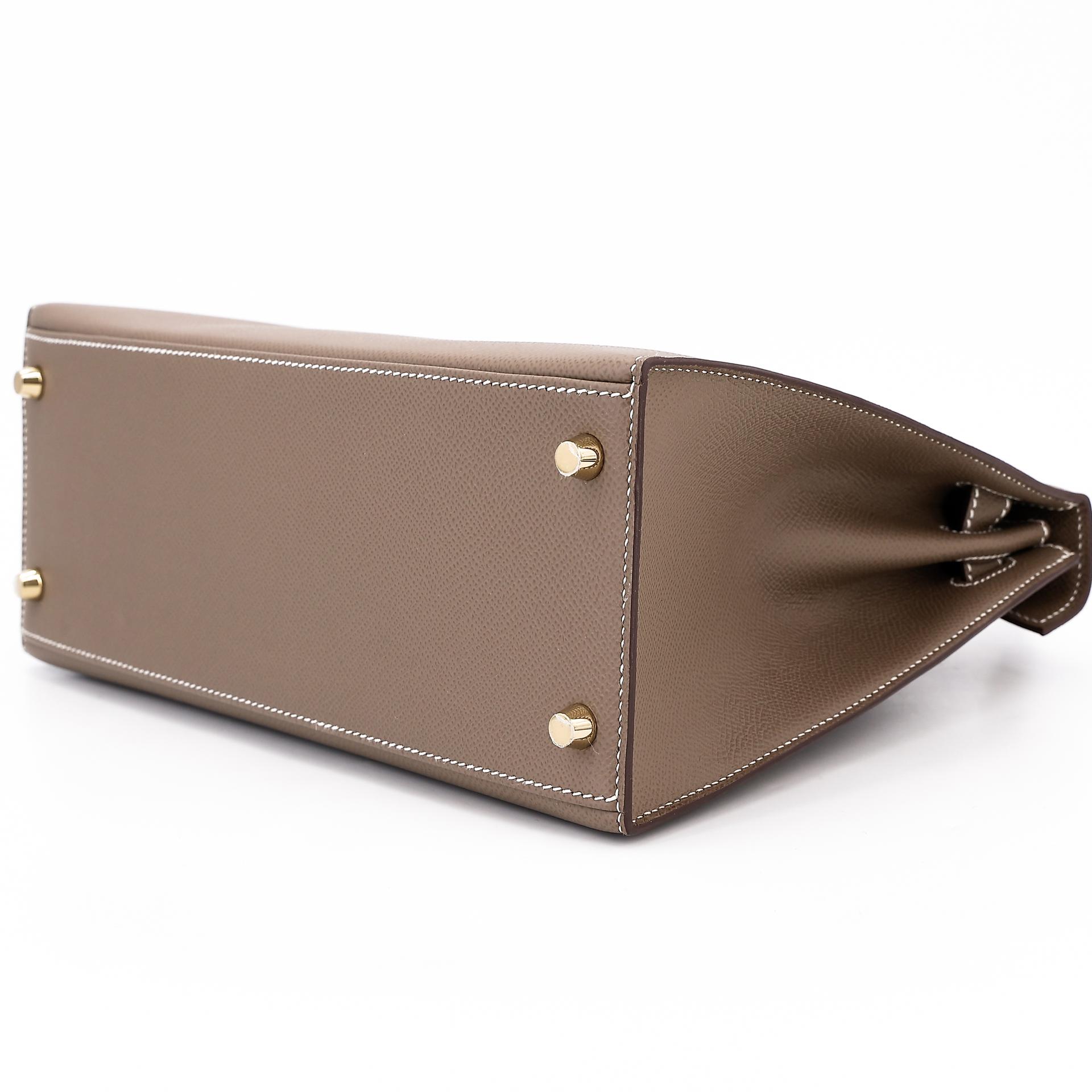 Excellent ( Rank SA ) HERMÈS Kelly 28 Sellier Etoupe (18) Epsom Gold hardware U (2022) - 6