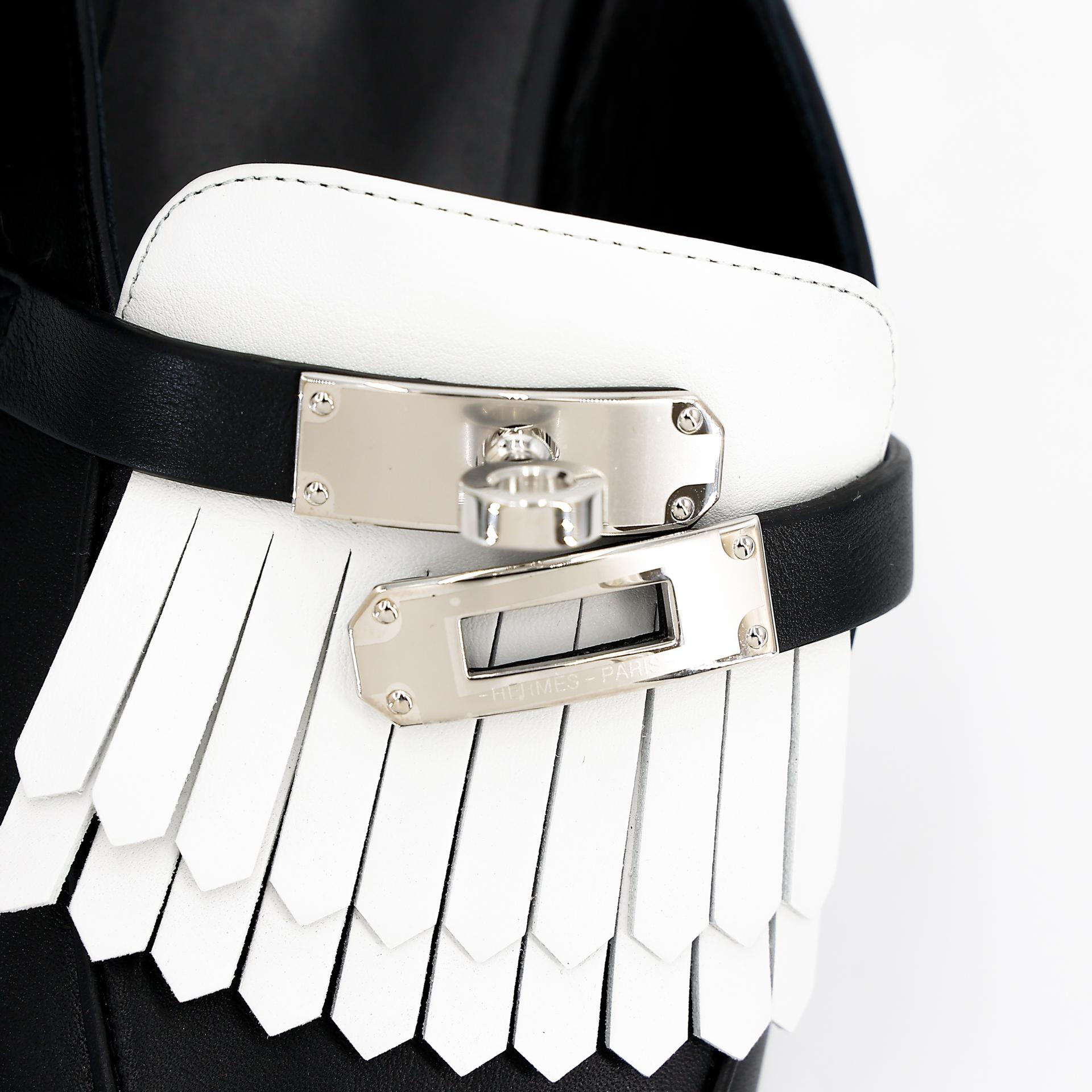 Brand New ( Rank N ) HERMÈS Oz mule Black (89) White (01) Calfskin Palladium hardware - 12