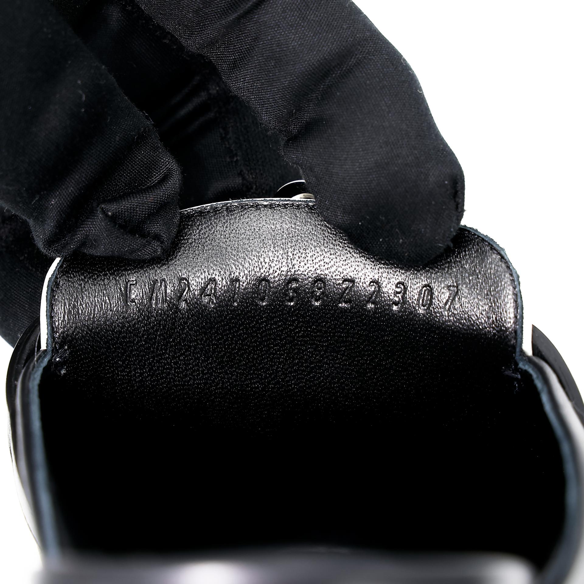 Brand New ( Rank N ) HERMÈS Oz mule Black (89) White (01) Calfskin Palladium hardware - 15