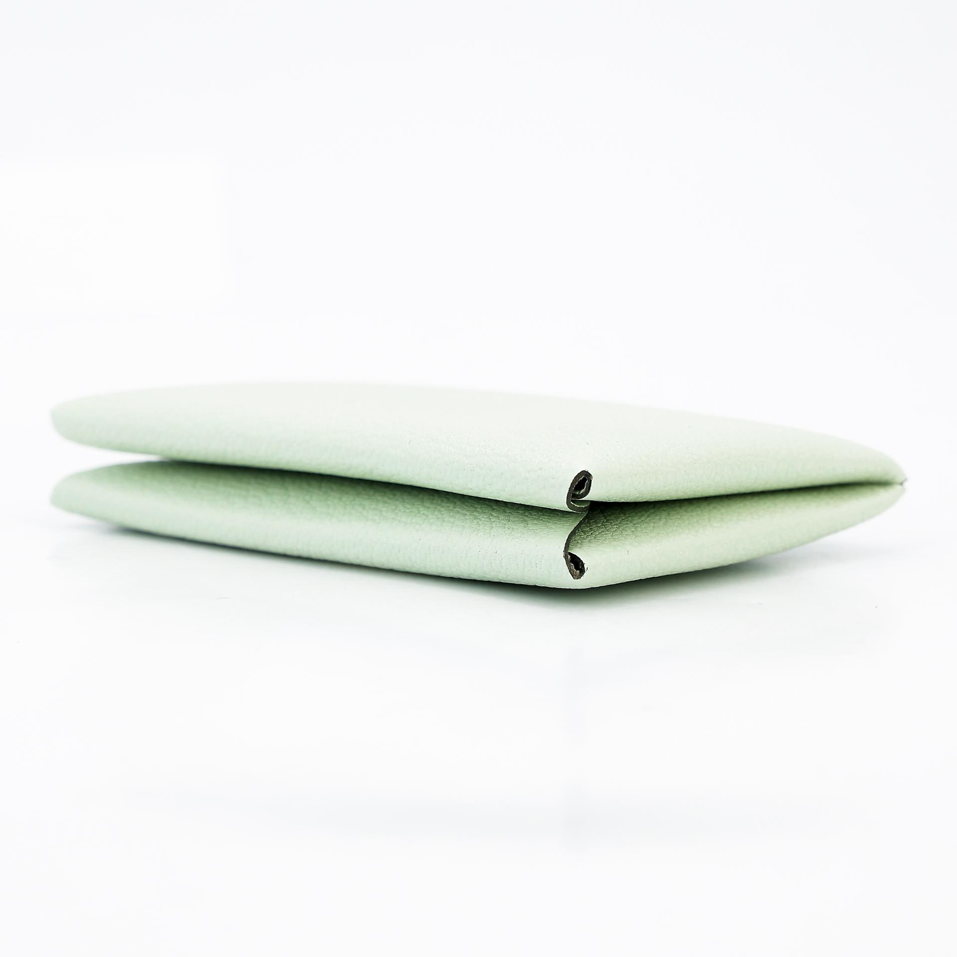 Brand New ( Rank N ) HERMÈS Calvi card holder Vert Fizz (0S) Chevre Palladium hardware U (2022) - 3