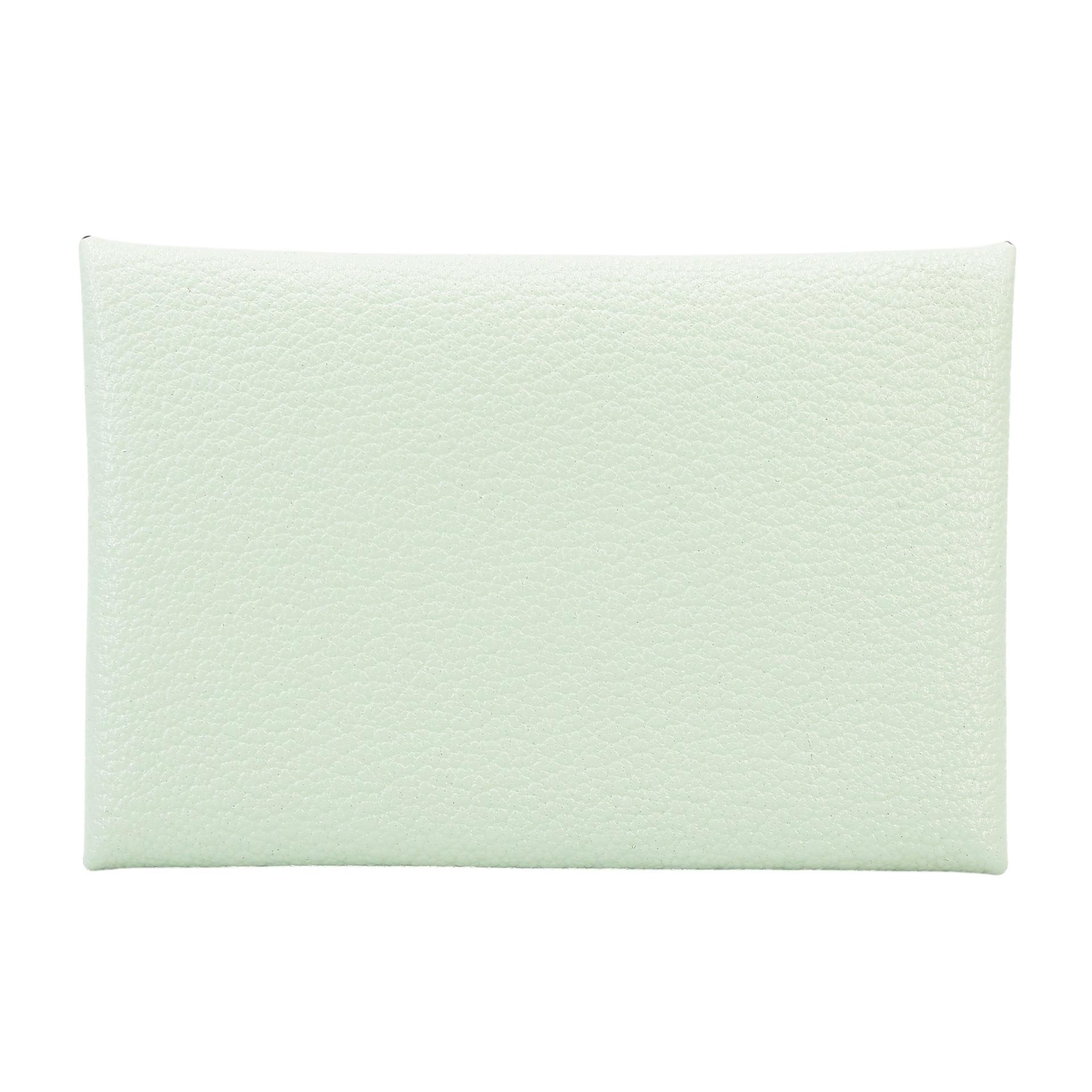 Brand New ( Rank N ) HERMÈS Calvi card holder Vert Fizz (0S) Chevre Palladium hardware U (2022) - 1