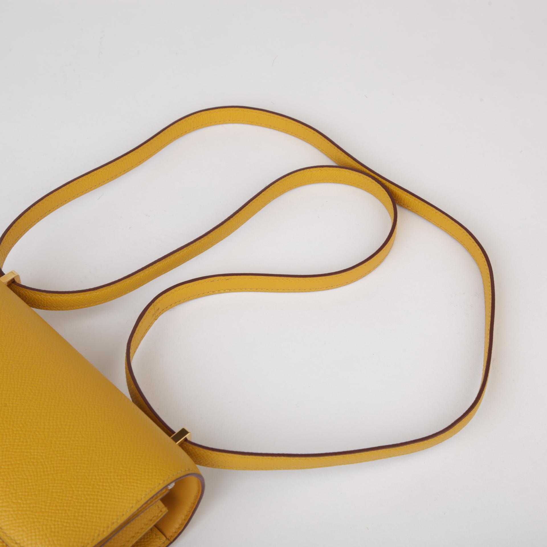 Very Good ( Rank A) HERMÈS Constance Mini Jaune Ambre (9D) Epsom Gold hardware C (2018) - 3