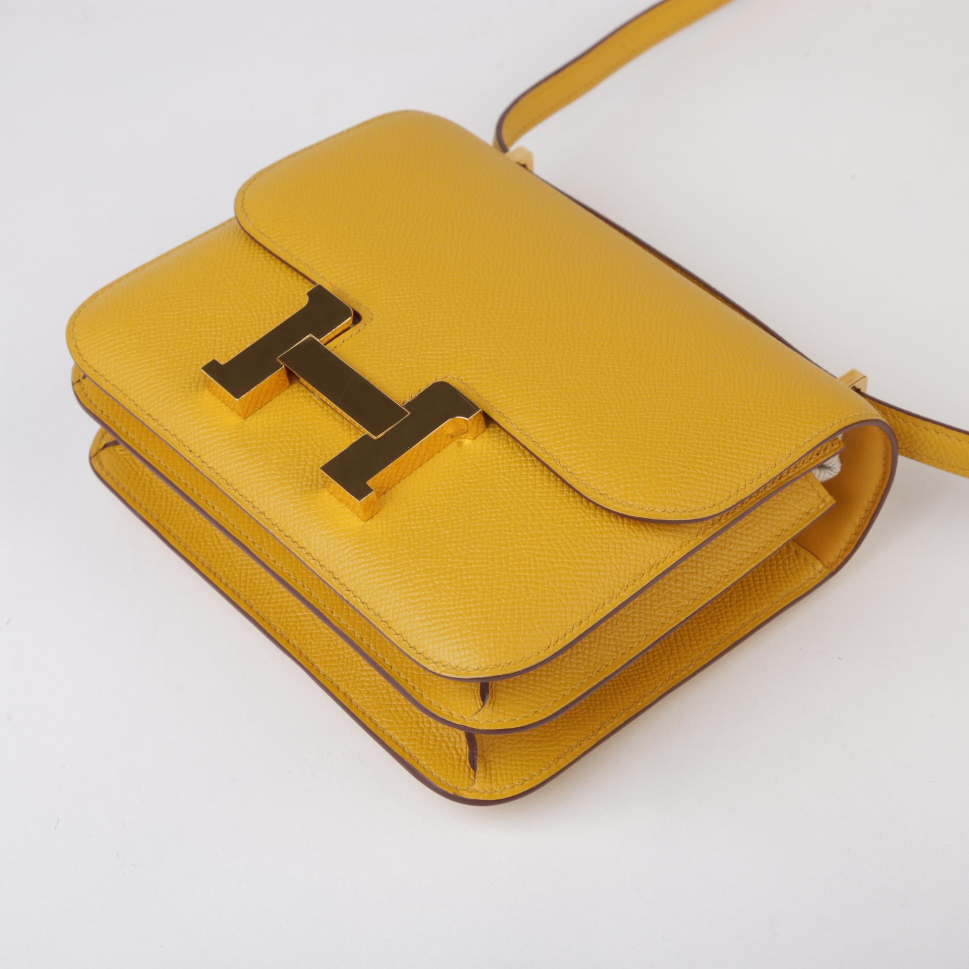 Very Good ( Rank A) HERMÈS Constance Mini Jaune Ambre (9D) Epsom Gold hardware C (2018) - 5