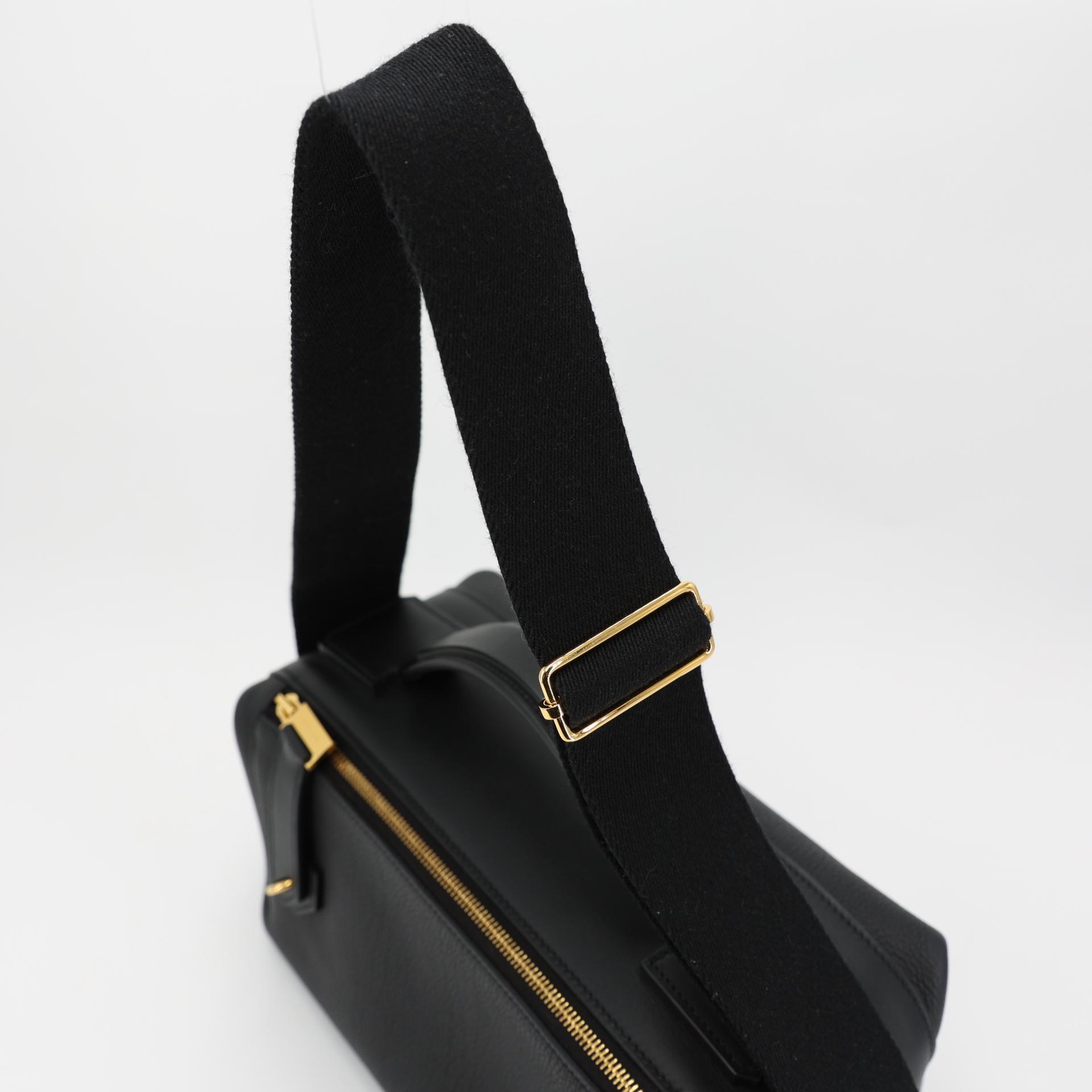 Excellent ( Rank SA ) HERMÈS Emile 30 Black (89) Togo Swift Wool Gold hardware Z (2021) - 3