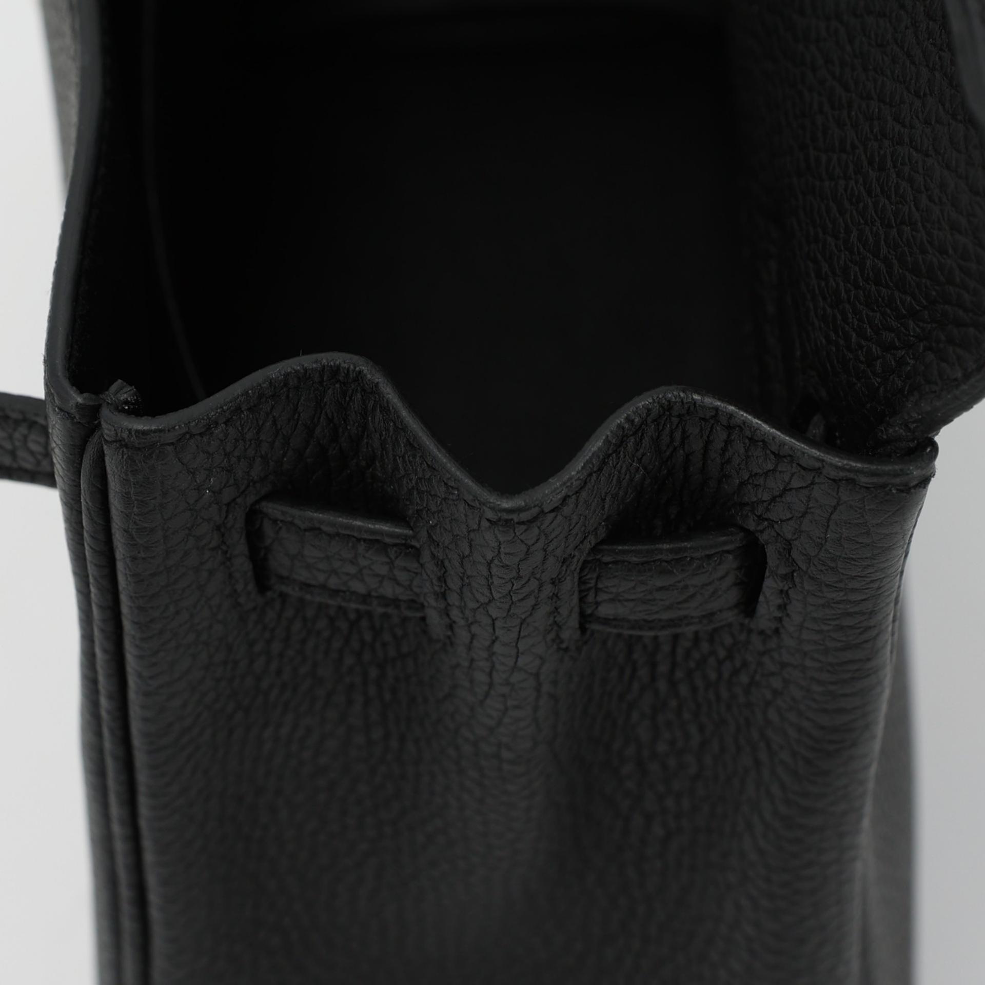 Very Good ( Rank A) HERMÈS Kelly 25 Black (89) Togo Palladium hardware C (2018) - 13