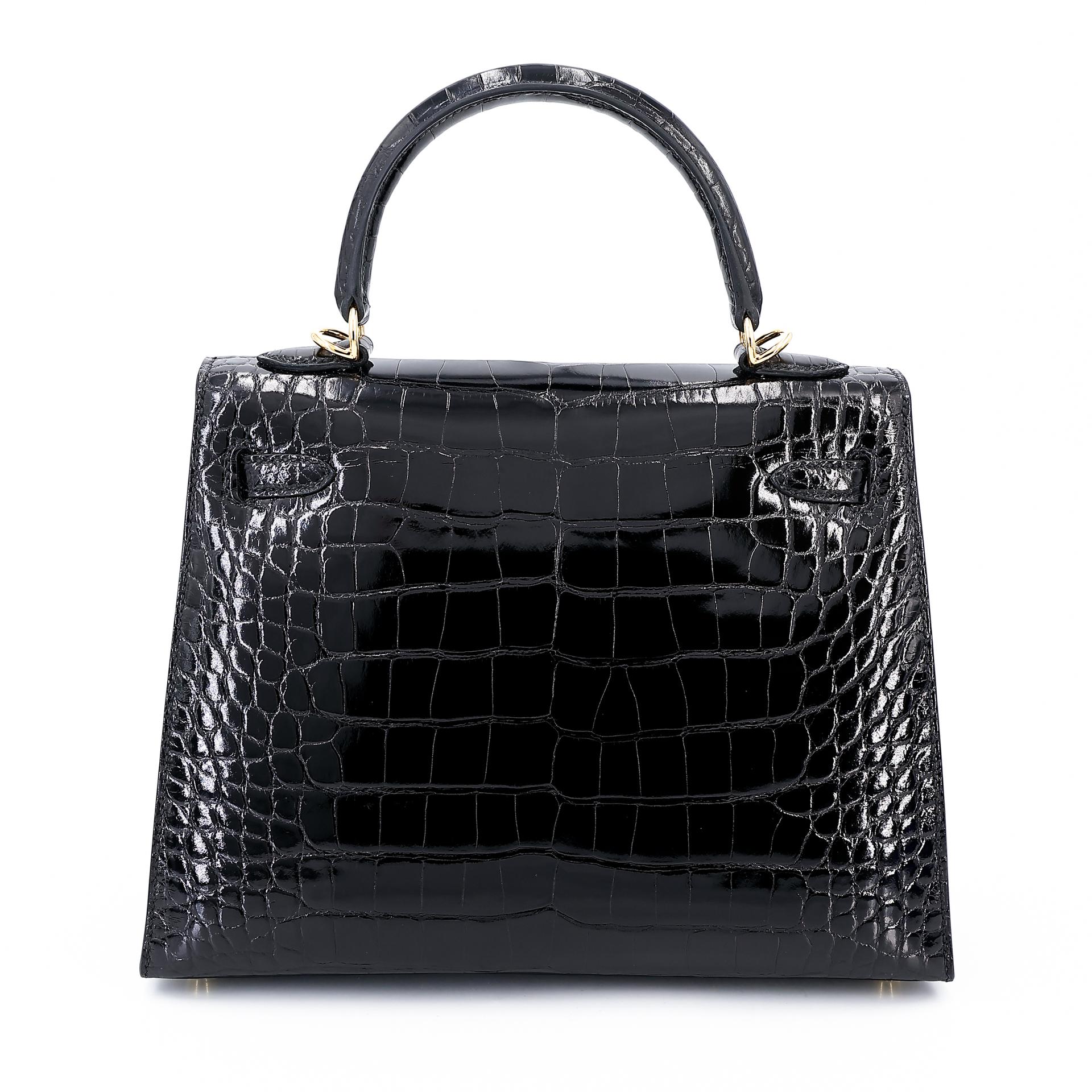 Excellent ( Rank SA ) HERMÈS Kelly 25 Sellier Black (89) Alligator Gold hardware Z (2021) - 2