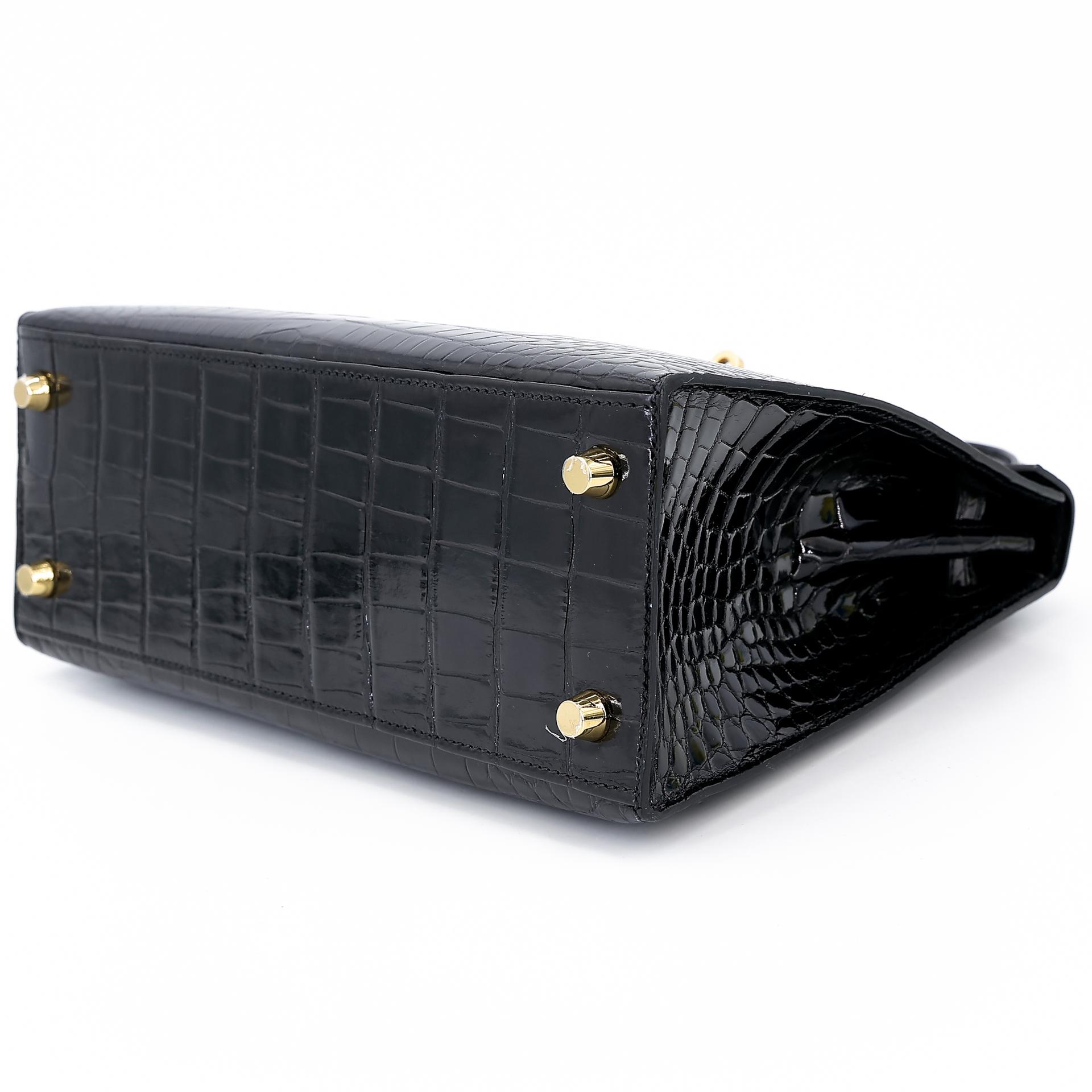 Excellent ( Rank SA ) HERMÈS Kelly 25 Sellier Black (89) Alligator Gold hardware Z (2021) - 4