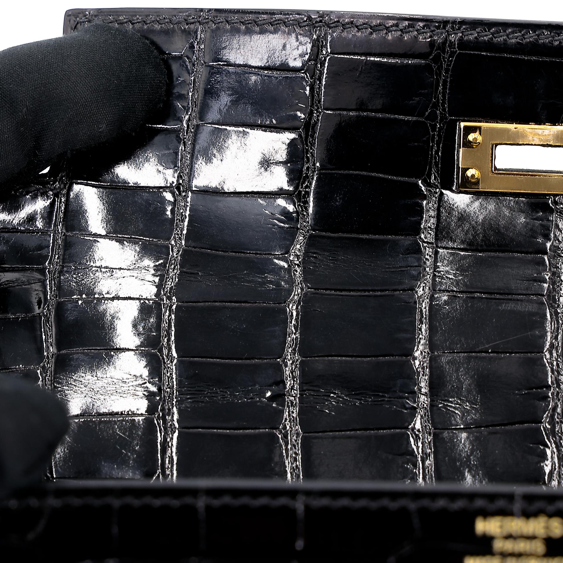 Excellent ( Rank SA ) HERMÈS Kelly 25 Sellier Black (89) Alligator Gold hardware Z (2021) - 27