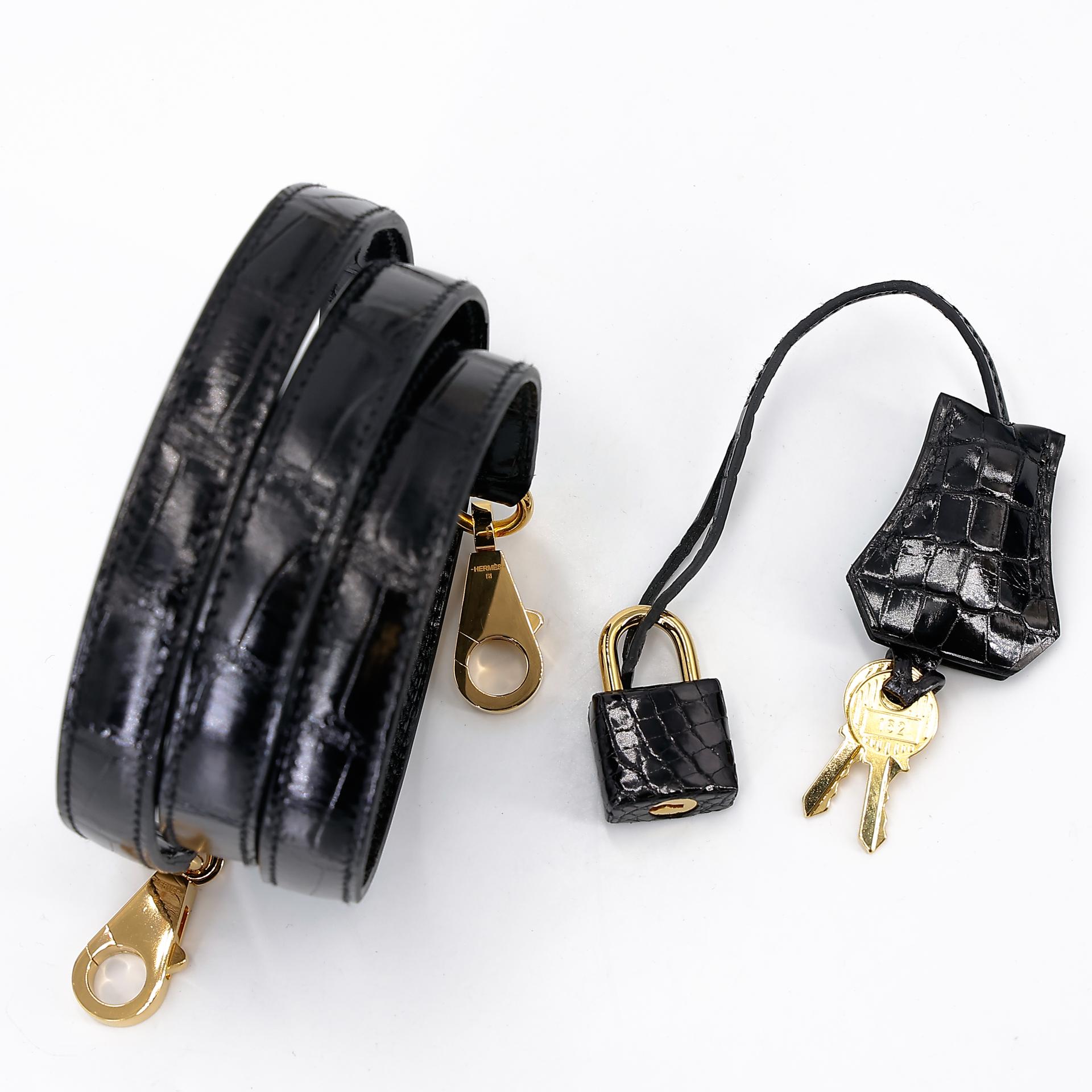 Excellent ( Rank SA ) HERMÈS Kelly 25 Sellier Black (89) Alligator Gold hardware Z (2021) - 34
