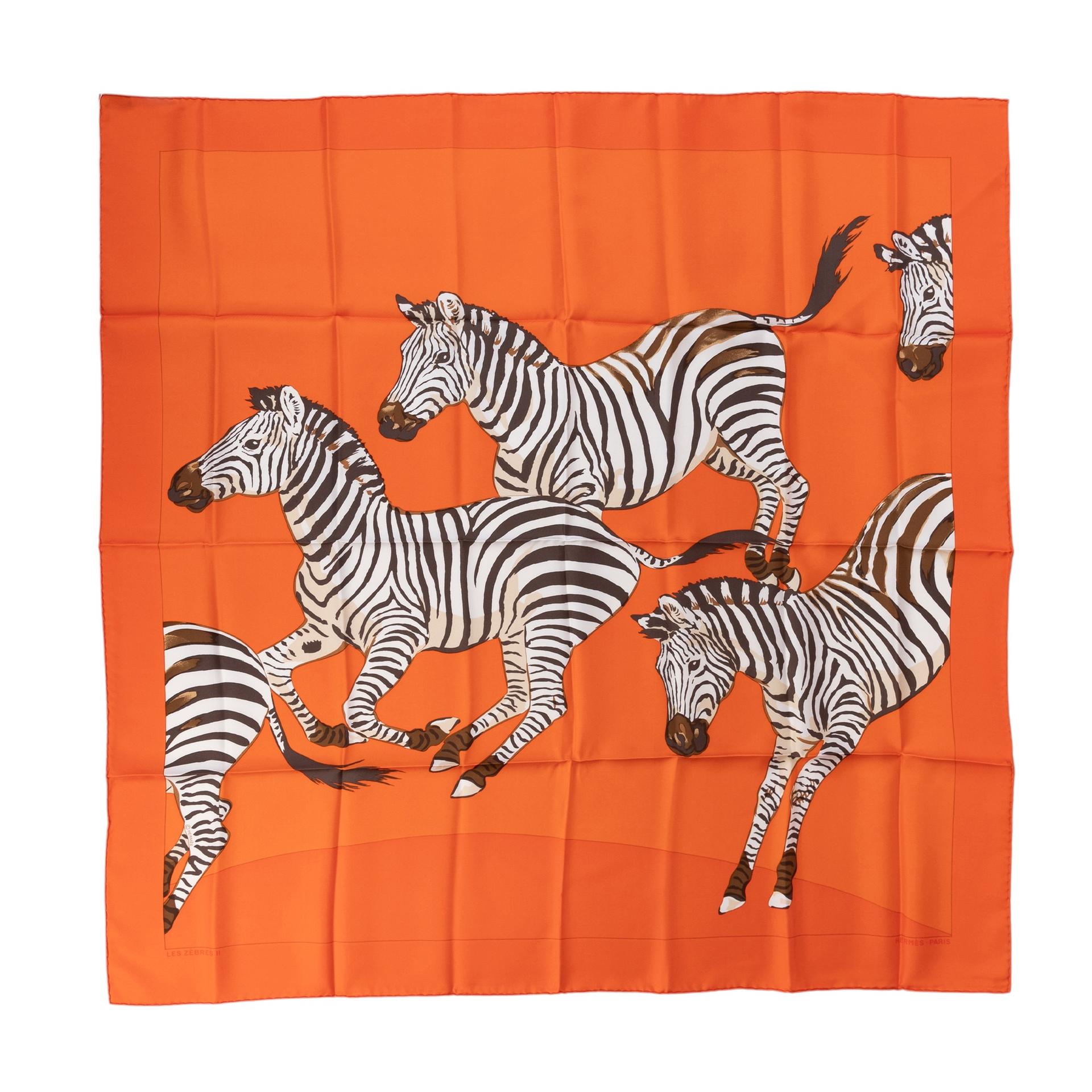 Unused ( Rank NS ) HERMÈS Carre 90 scarf Orange Silk - 1