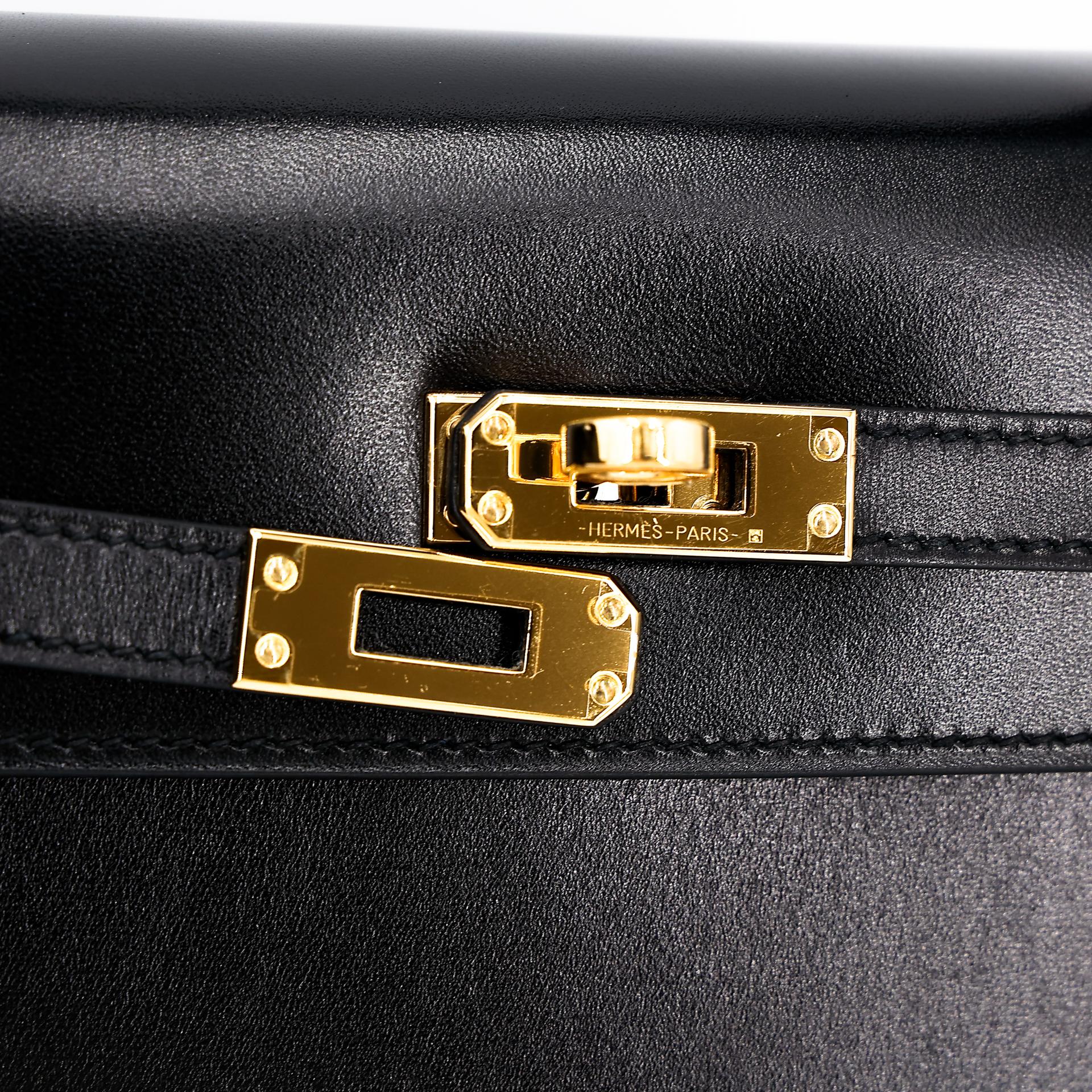 Excellent ( Rank SA ) HERMÈS Kelly 25 Sellier Black (89) Box-calf Gold hardware D (2019) - 17