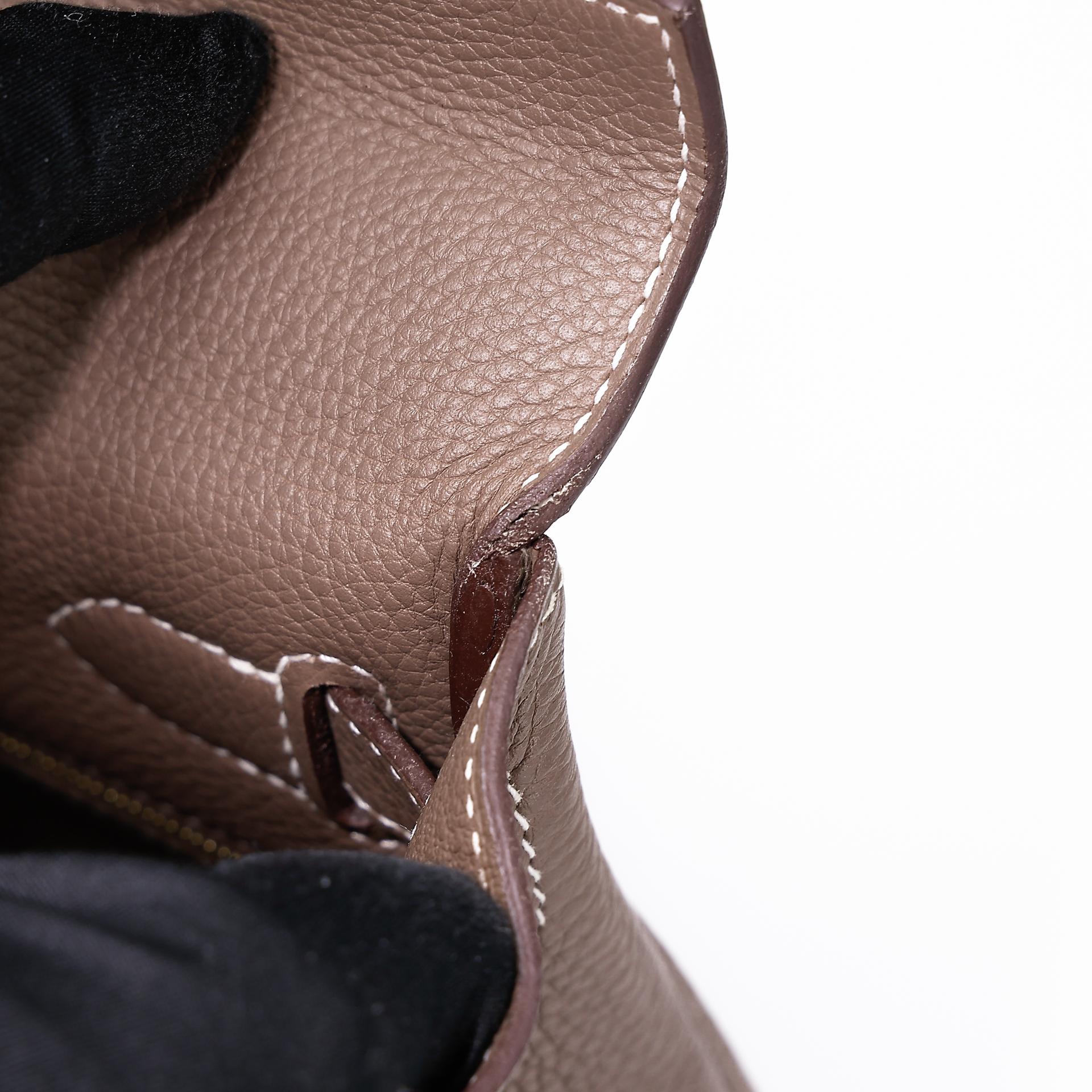 Very Good ( Rank A) HERMÈS Kelly 28 Etoupe (18) Togo Gold hardware Y (2020) - 22