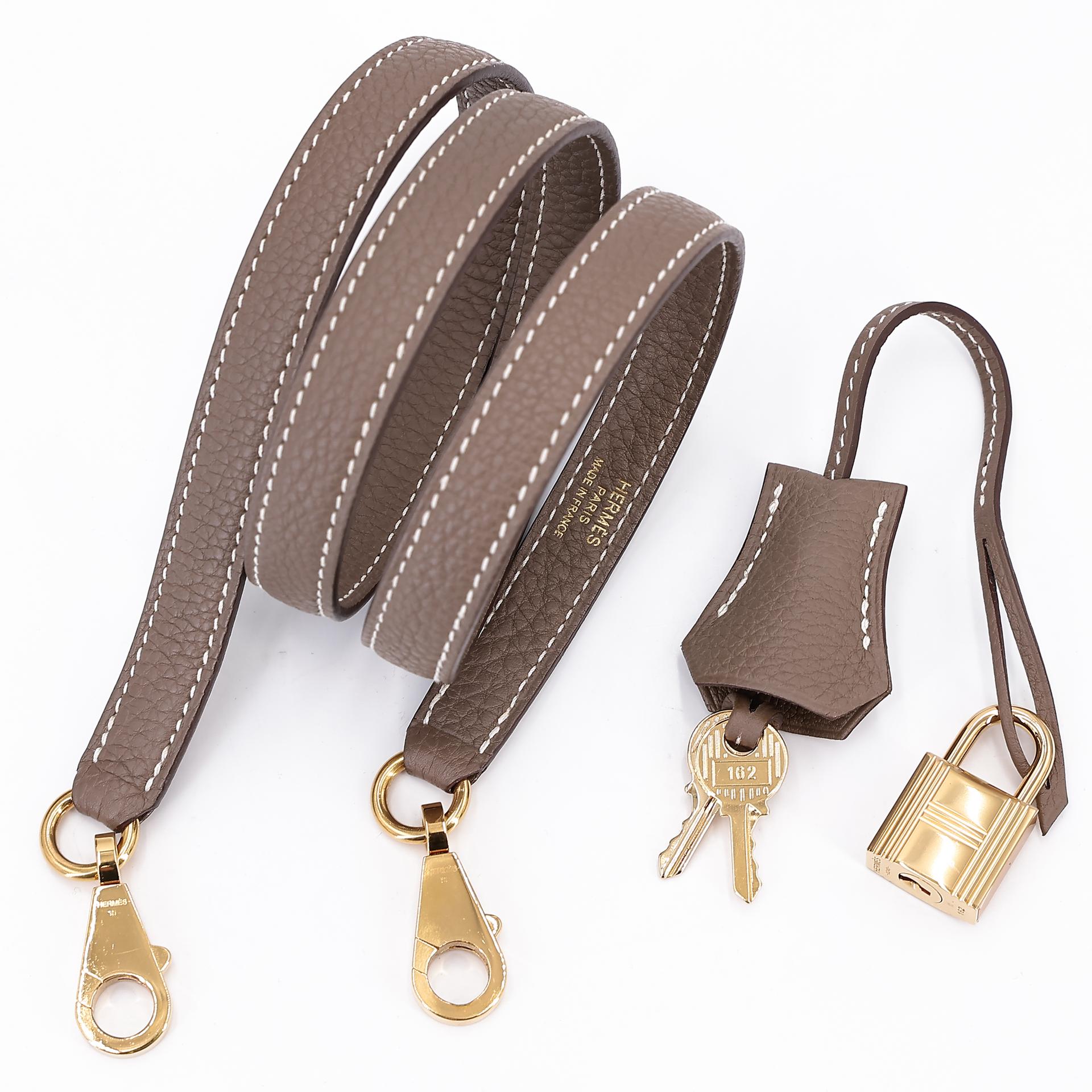 Very Good ( Rank A) HERMÈS Kelly 28 Etoupe (18) Togo Gold hardware Y (2020) - 27