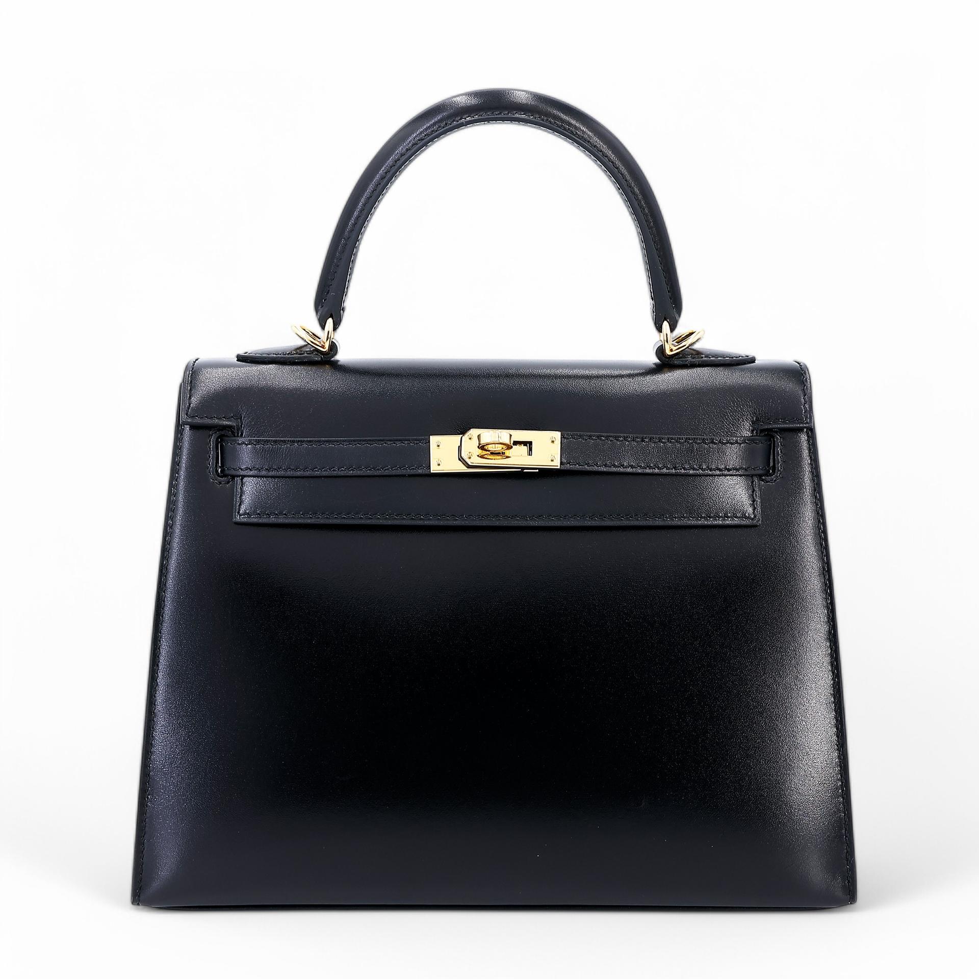 Excellent ( Rank SA ) HERMÈS Kelly 25 Sellier Black (89) Box-calf Gold hardware D (2019) - 1
