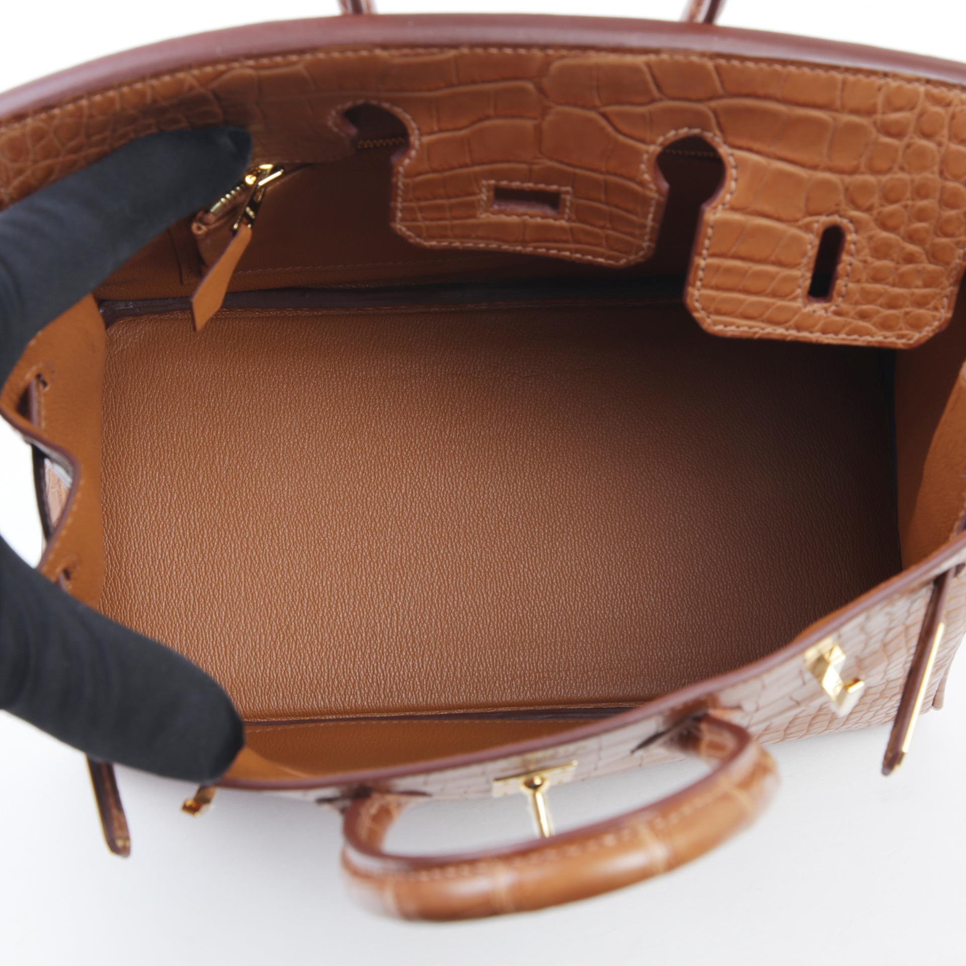 Brand New ( Rank N ) HERMÈS Birkin 25 Gold (37) Matte Alligator Gold hardware W (2024) - 10
