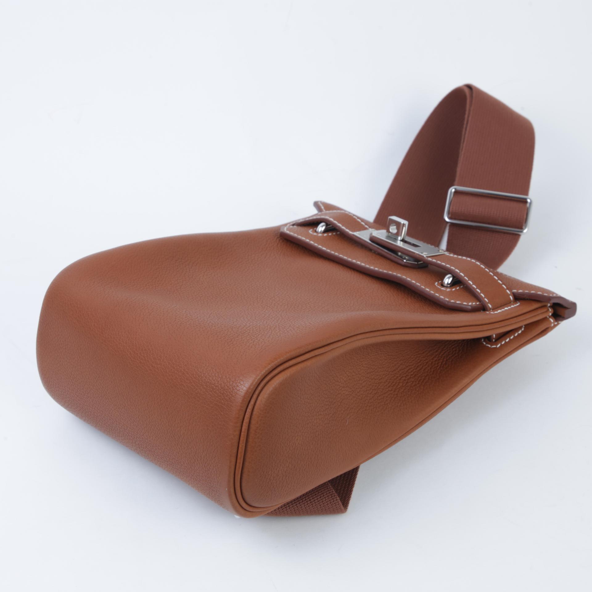Brand New ( Rank N ) HERMÈS Hac a Dos PM Fauve (34) Barenia Faubourg Palladium hardware W (2024) - 5