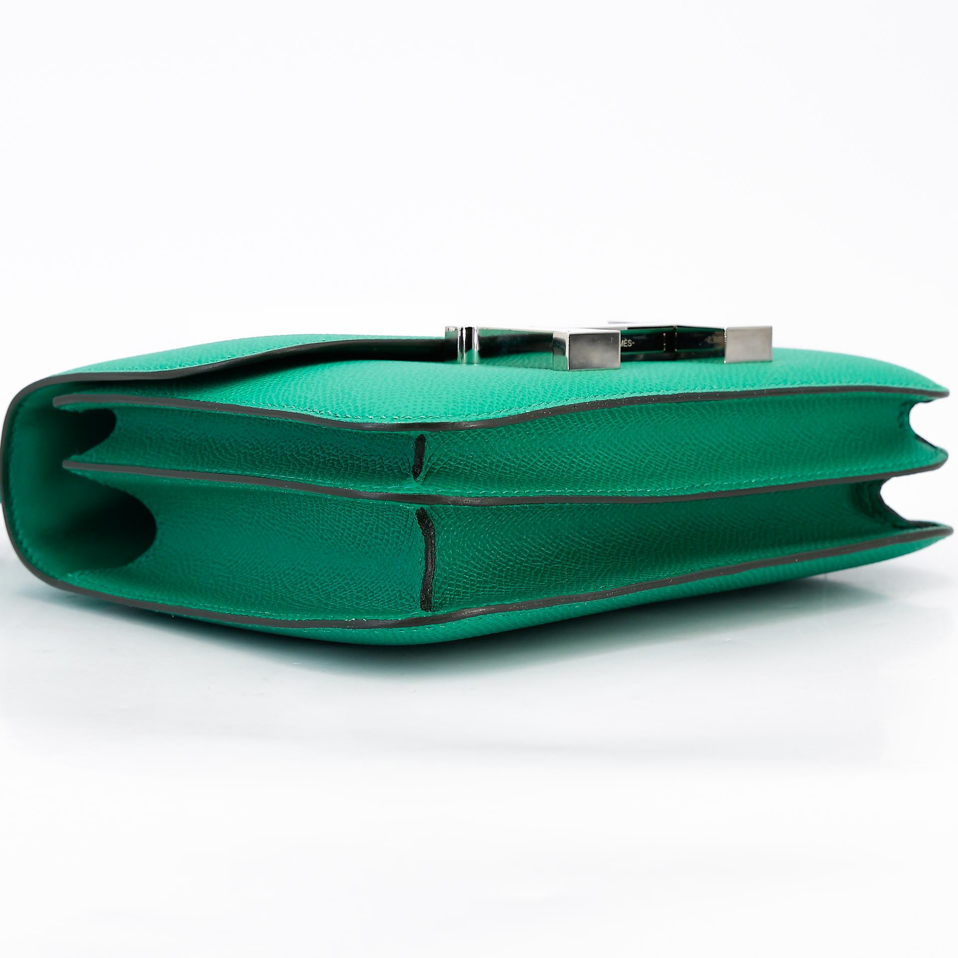 Very Good ( Rank A) HERMÈS Constance Mini Vert Vertigo (U4) Epsom Enamel hardware Z (2021) - 5