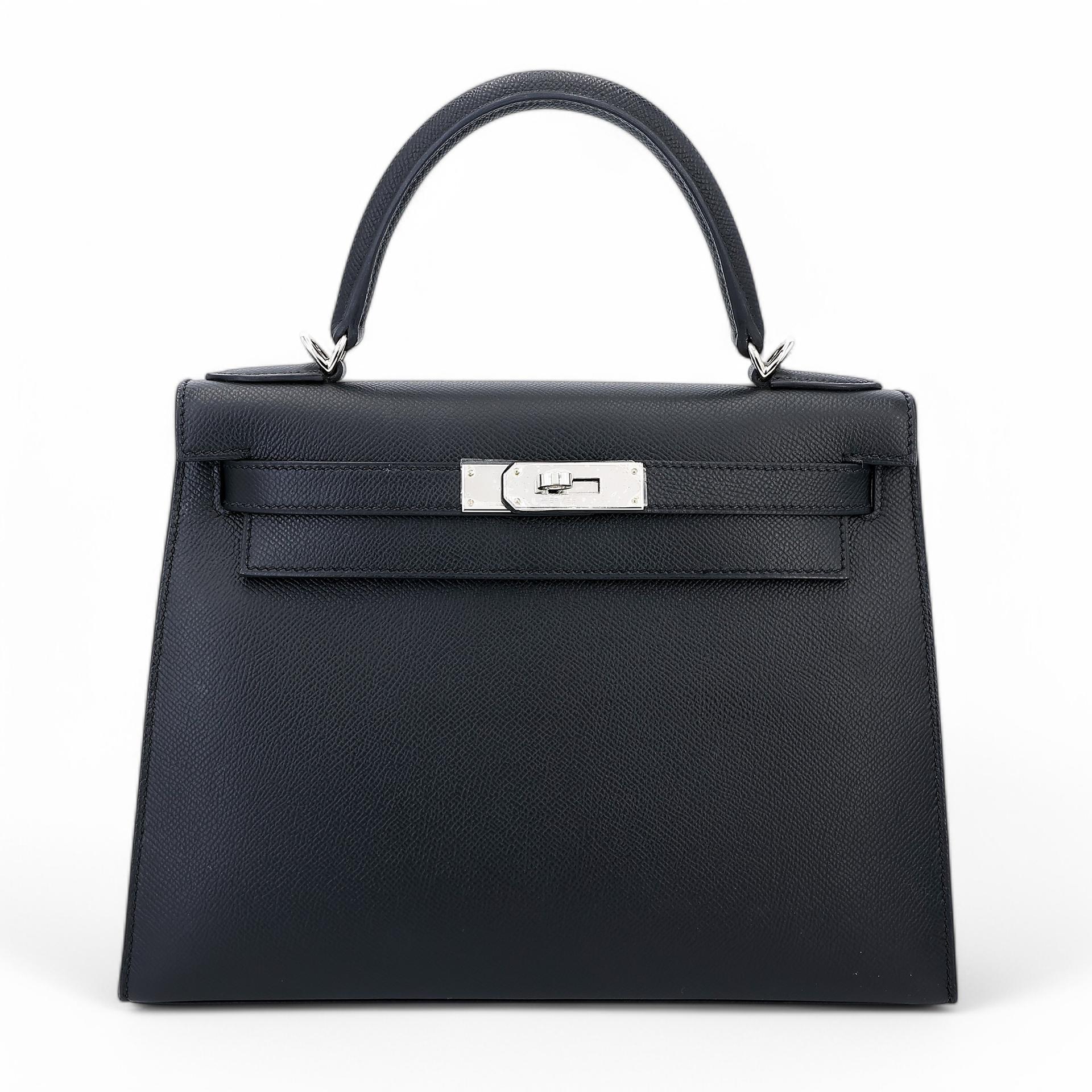Excellent ( Rank SA ) HERMÈS Kelly 28 Sellier Black (89) Epsom Palladium hardware U (2022) - 1
