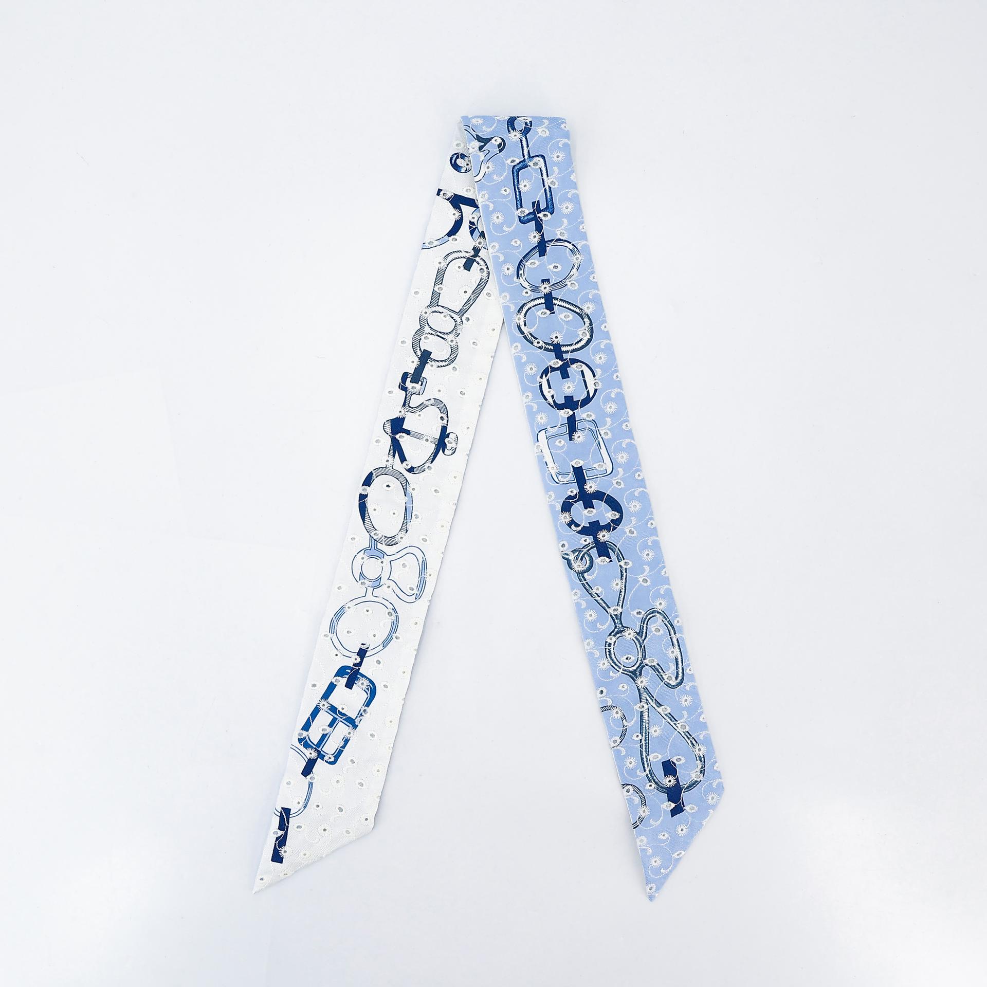 Twilly Do Re Boucles Broderie Anglaise Blue White