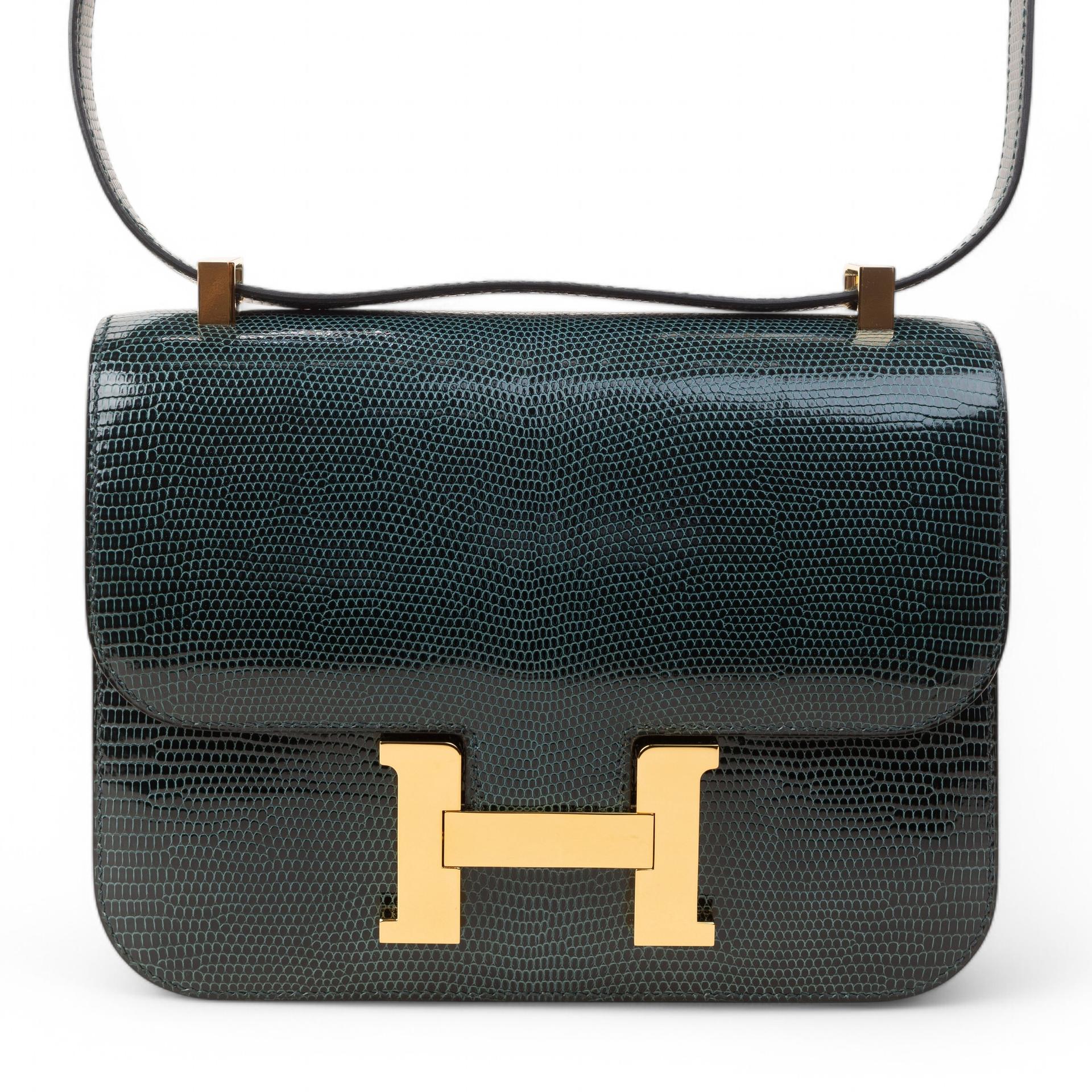 Very Good ( Rank A) HERMÈS Constance 24 Vert Cypress (6O) Lizard Gold hardware U (2022) - 1