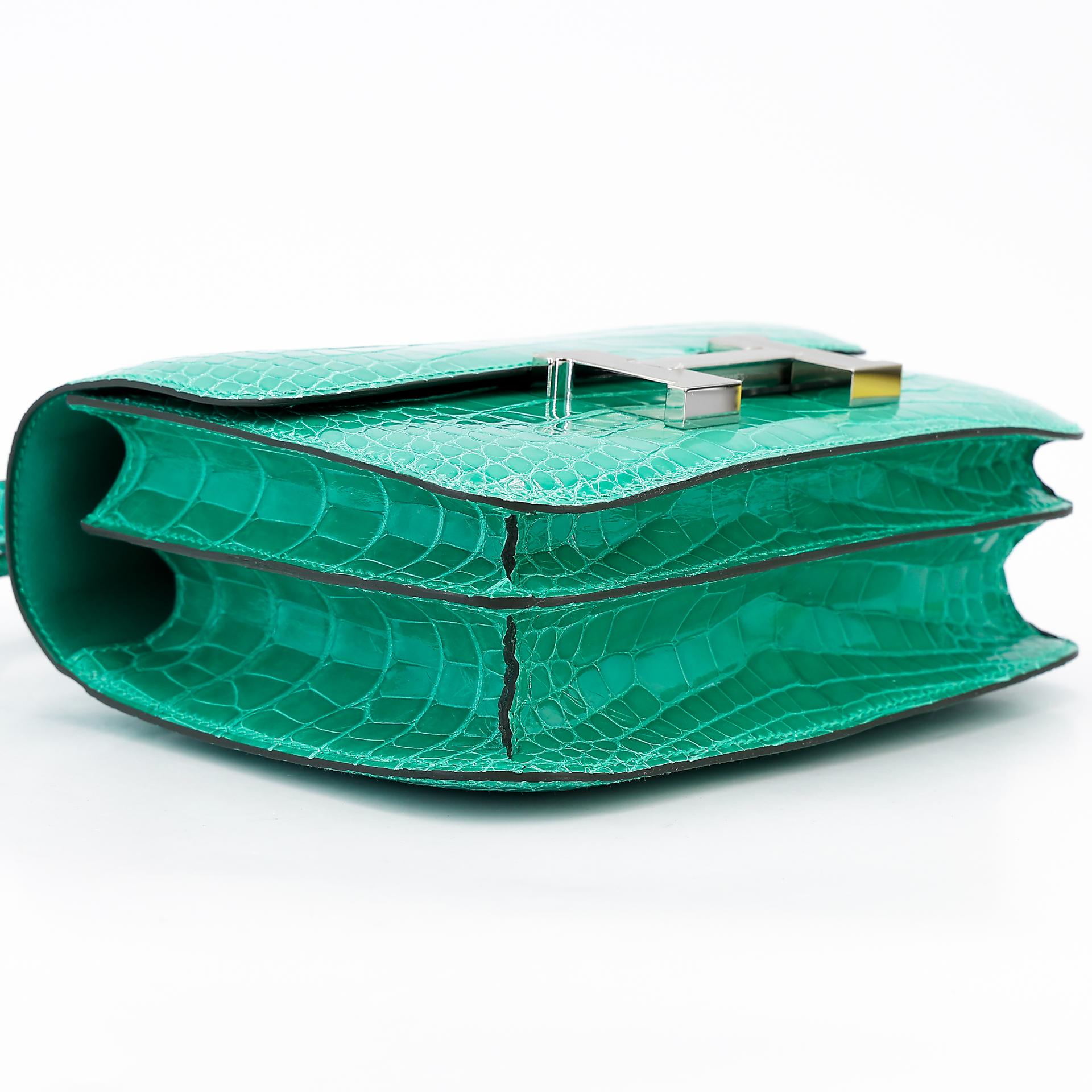 全新 HERMÈS 愛馬仕 Constance 康康 Mini 19 O6 帝王綠 Vert Jade □ 短吻鱷 銀扣 B刻 2023年 - 5
