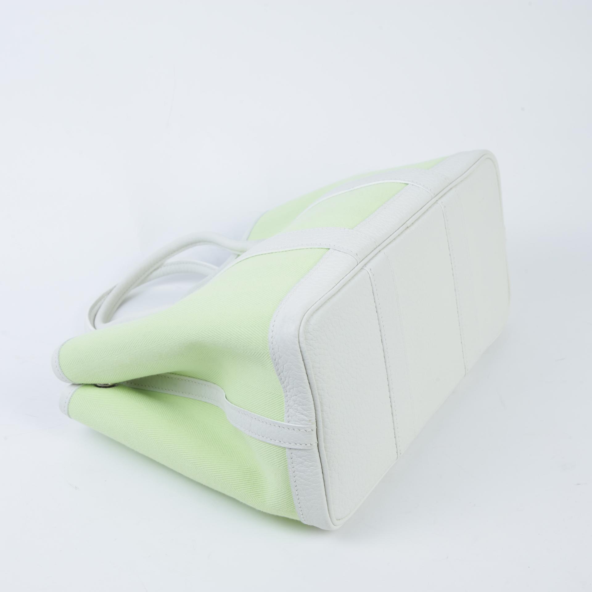 Very Good ( Rank A) HERMÈS Garden Party TPM Jaune Bourgeon (R9) White Toile H canvas Palladium hardware Square R (2014) - 4