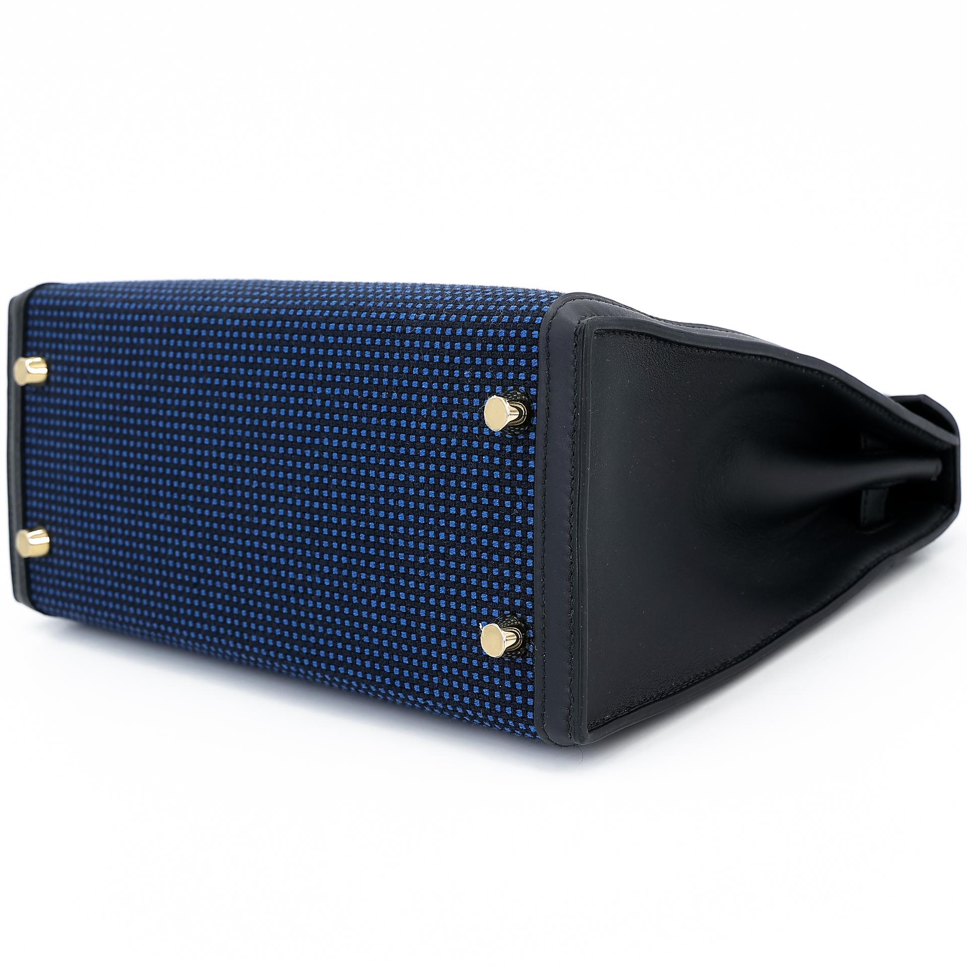 Excellent ( Rank SA ) HERMÈS Limited Edition Kelly 25 Quadrille Sellier Navy (7U) Black (89) Swift Toile Quadrille canvas Gold hardware W (2024) - 4