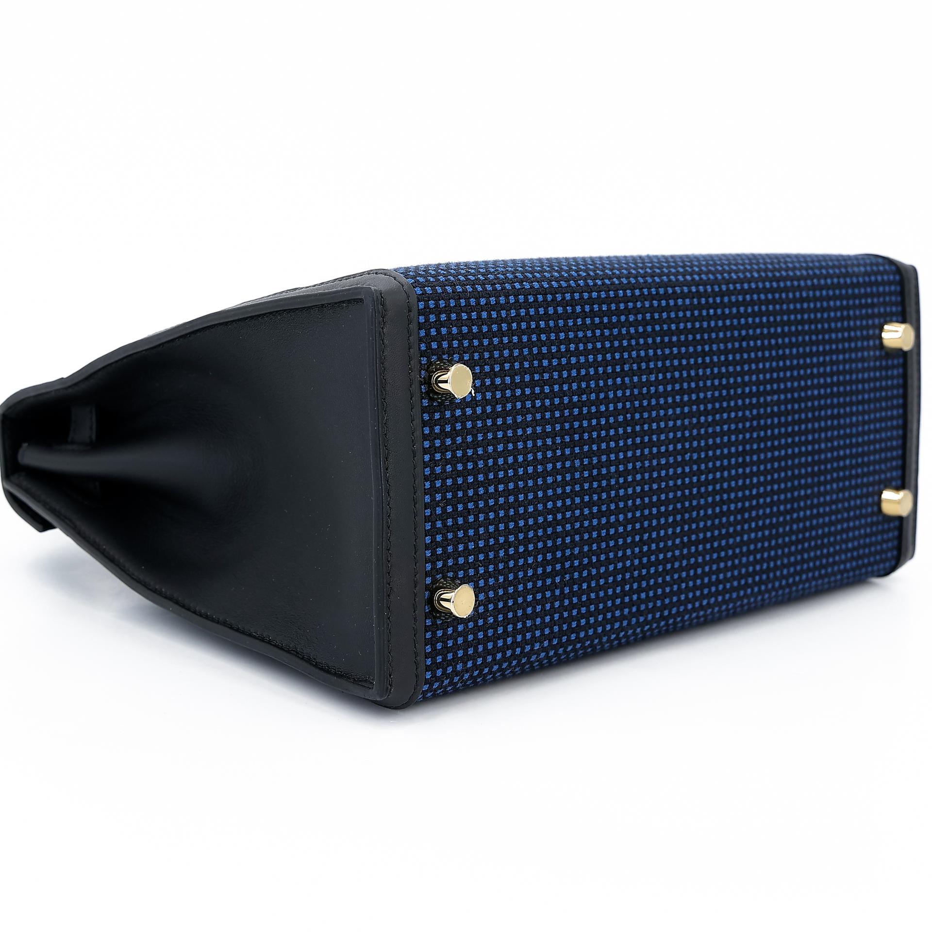 Excellent ( Rank SA ) HERMÈS Limited Edition Kelly 25 Quadrille Sellier Navy (7U) Black (89) Swift Toile Quadrille canvas Gold hardware W (2024) - 7