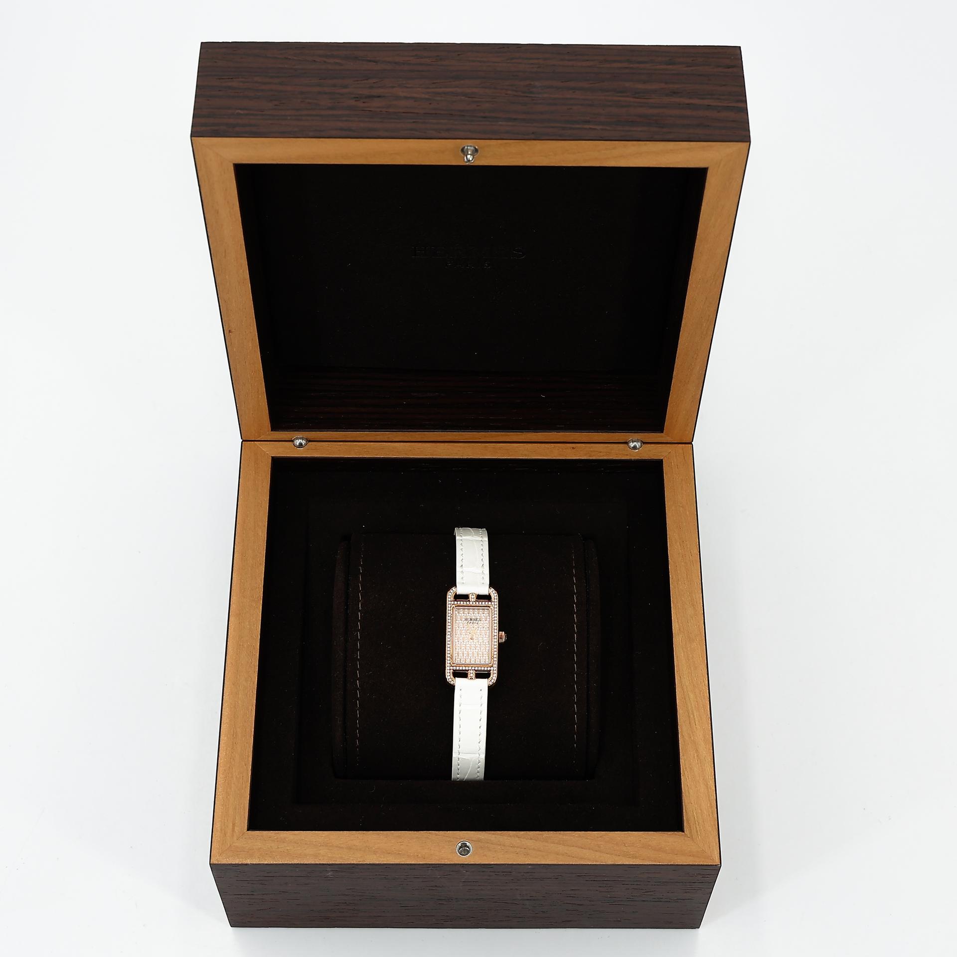 Excellent ( Rank SA ) HERMÈS Nantucket Mini Watch 16mm White (01) Alligator Diamond Rose Gold hardware Y (2020) - 11